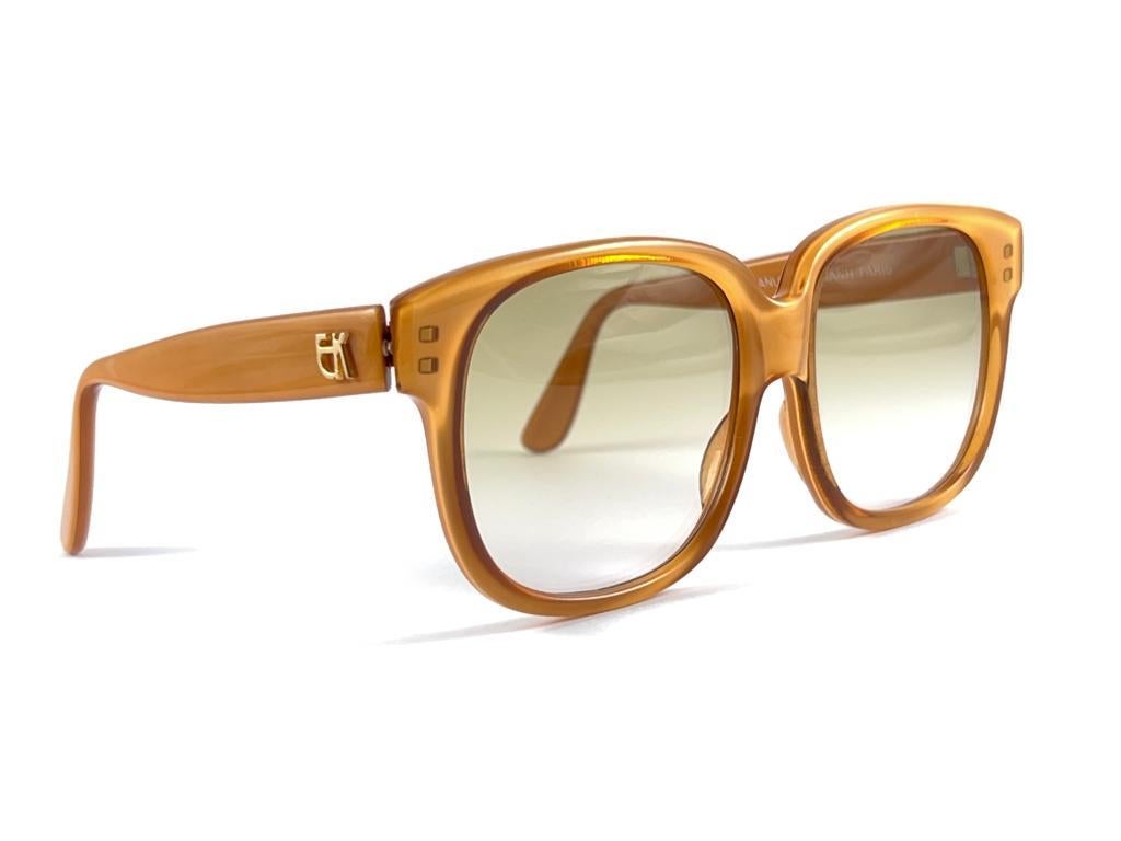 Vintage Emmanuelle Khanh 8680 Translucent Oversized 70'S France Sunglasses For Sale 1