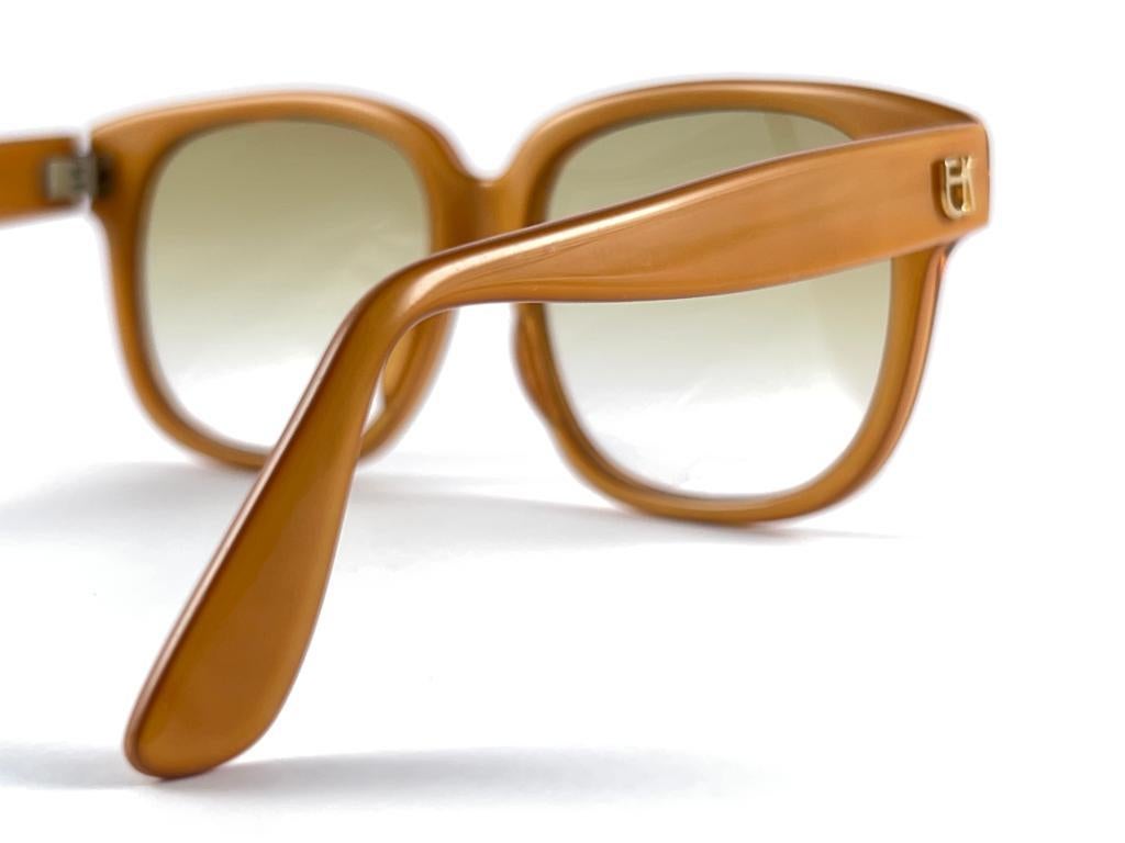 Vintage Emmanuelle Khanh 8680 Translucent Oversized 70'S France Sunglasses For Sale 2