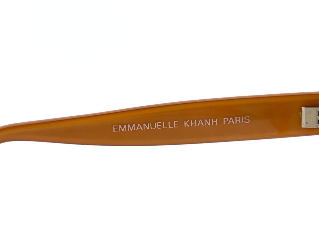 Lunettes de soleil vintage Emmanuelle Khanh 8680 Translucide Oversized 70's France en vente 1