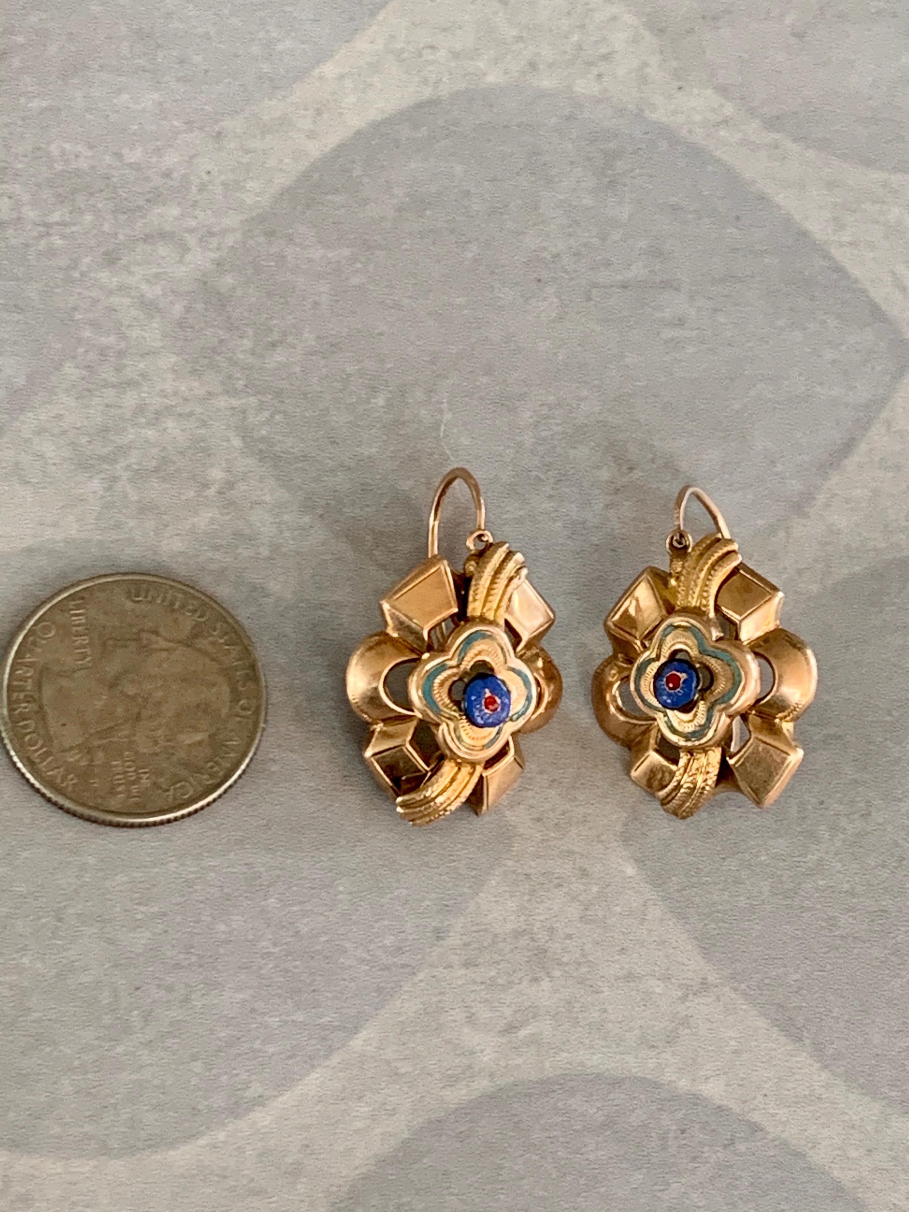 Vintage Enamel 14 Karat Yellow Gold Front Hook Ear Wire Pierced Earrings In Good Condition In St. Louis Park, MN