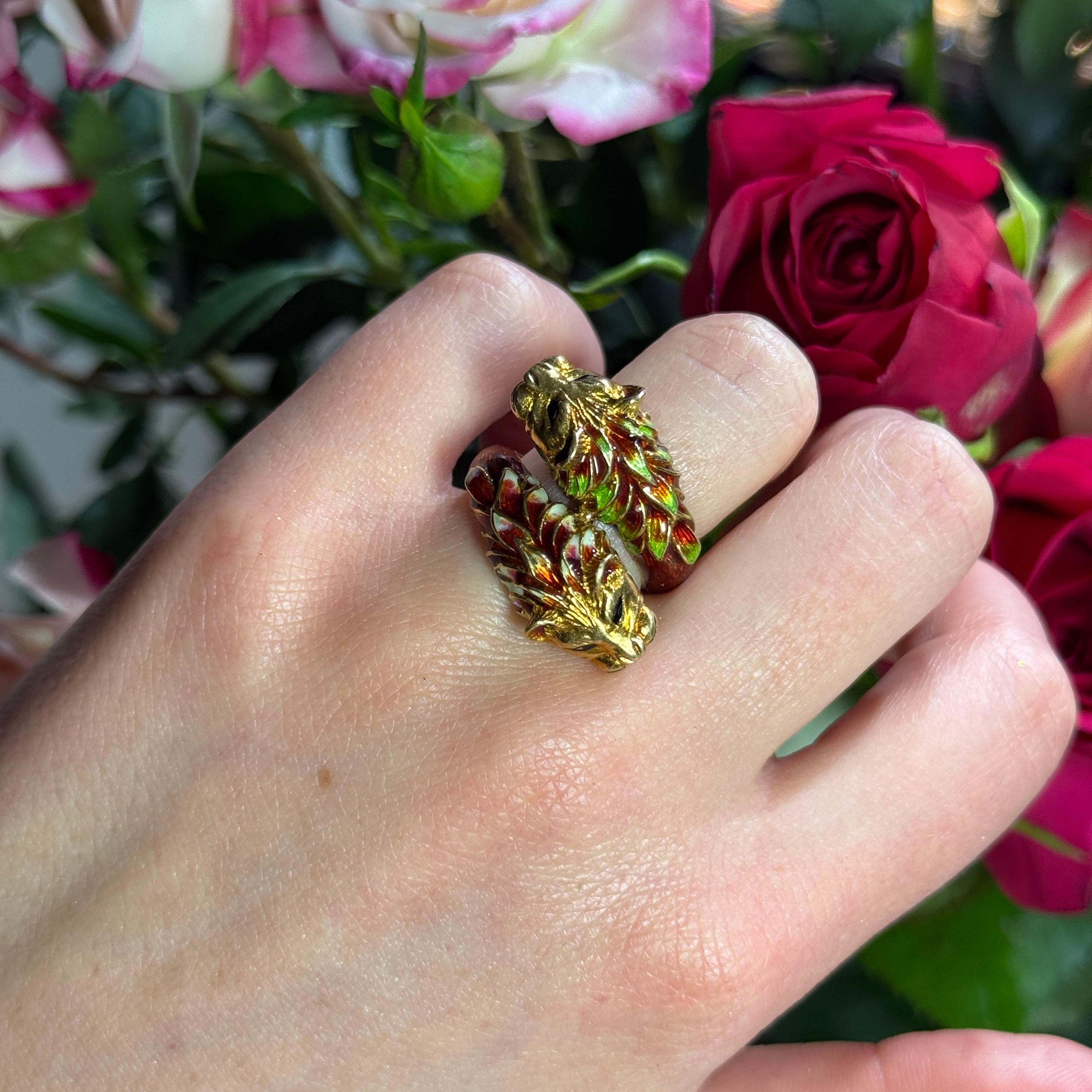 Vintage Enamel and Gold Double Lion Head Ring by Zolatas, Circa 1980 For Sale 2