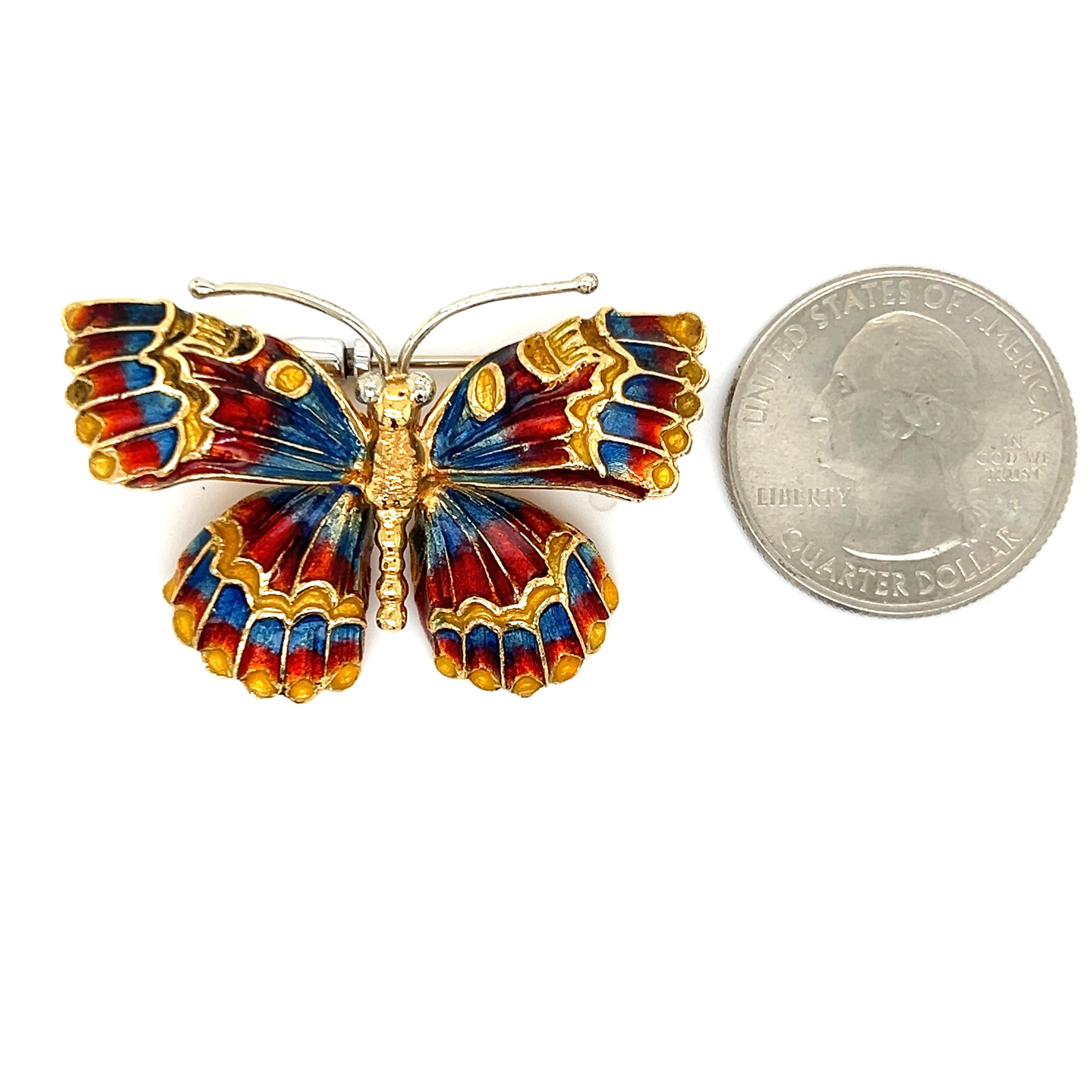 Vintage Enamel Butterfly Brooch 18k Yellow Gold Italian Made In Good Condition For Sale In MIAMI, FL
