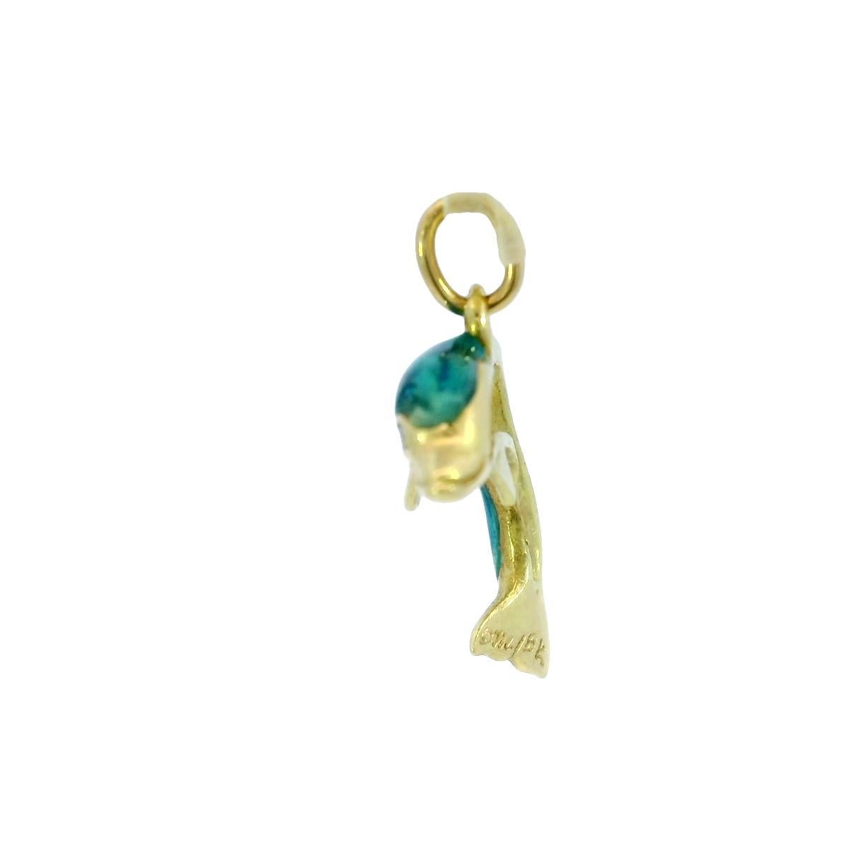 Vintage Enamel Dolphin Charm Pendant 18 Karat Yellow Gold im Angebot 3