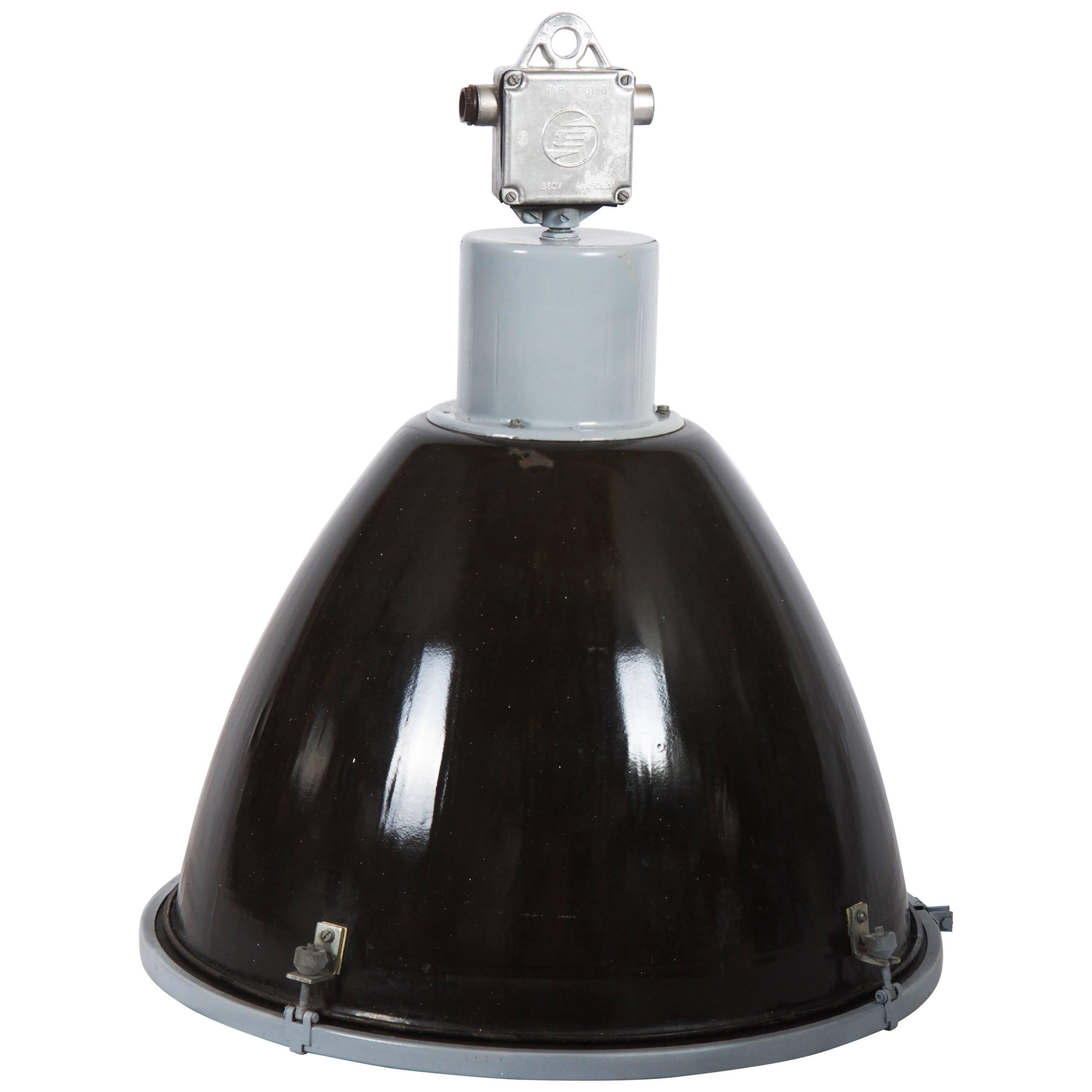 Lampe à suspension industrielle vintage d'usine d'émail en vente