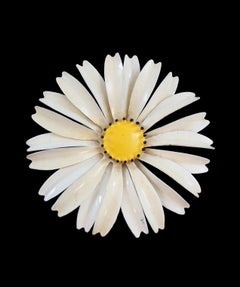 Vintage Enamel on Metal Daisy Brooch - Large Size - Unsigned - Circa 1960's