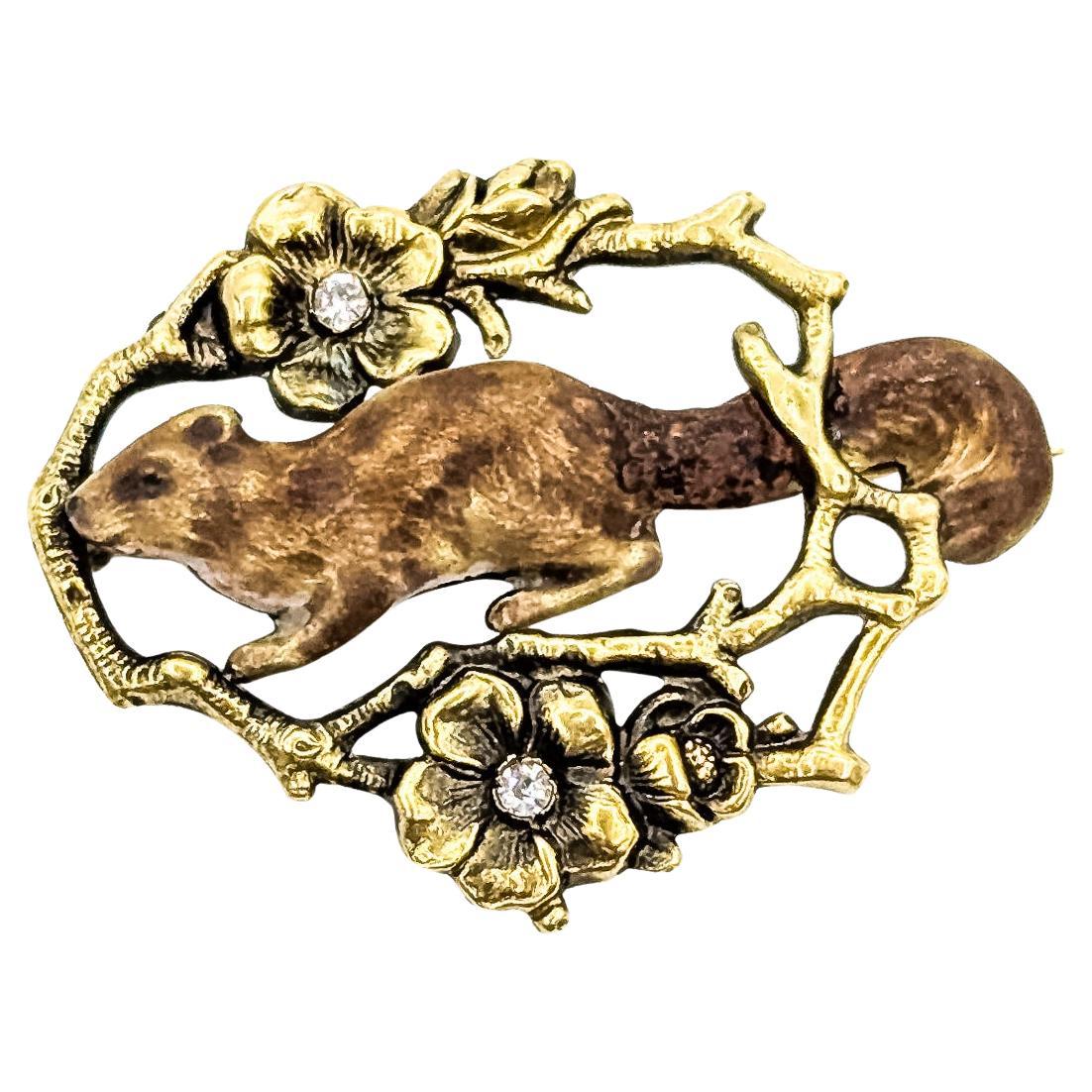 Spilla vintage con scoiattolo smaltato e diamanti Old Mine Cut in oro giallo 10k