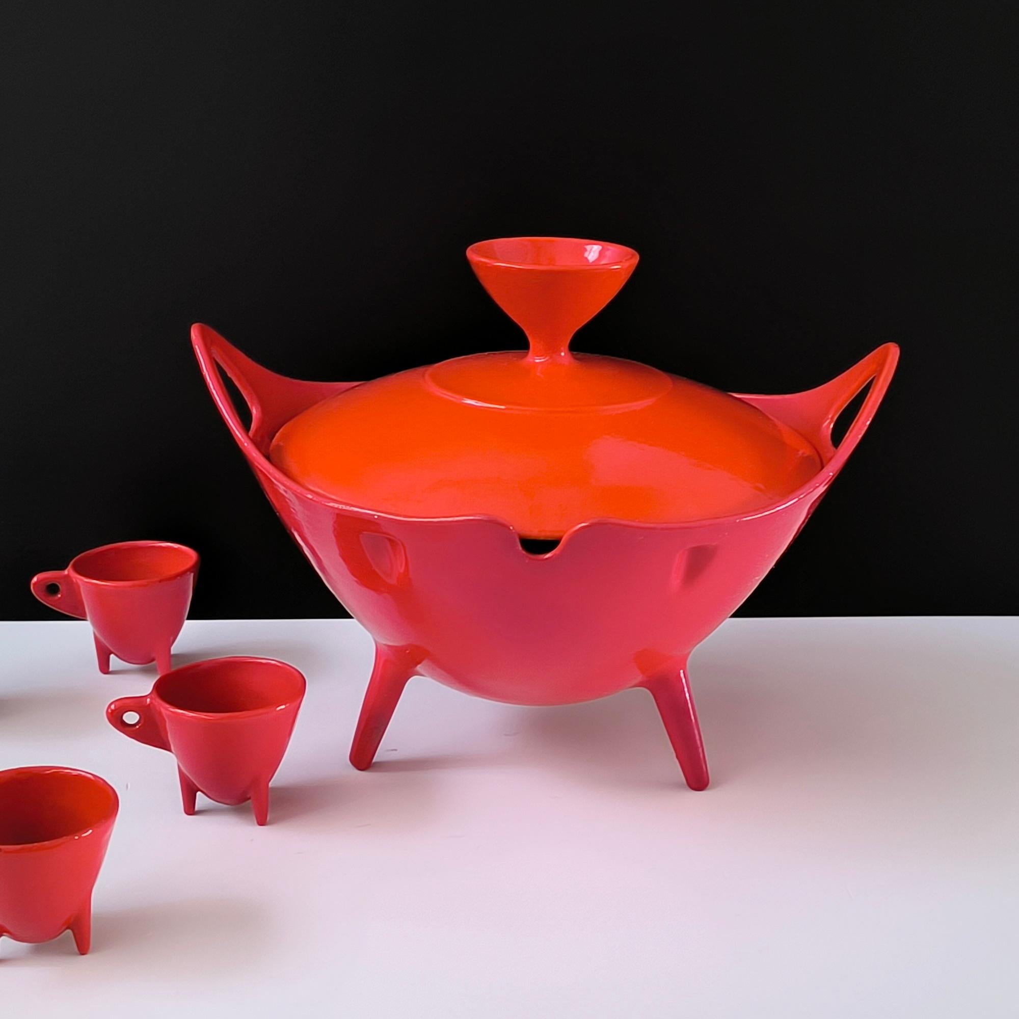 Finnish Vintage Enameled Cast Iron Bowl and Cup Set – Timo Sarpaneva Style, Mid-Century For Sale