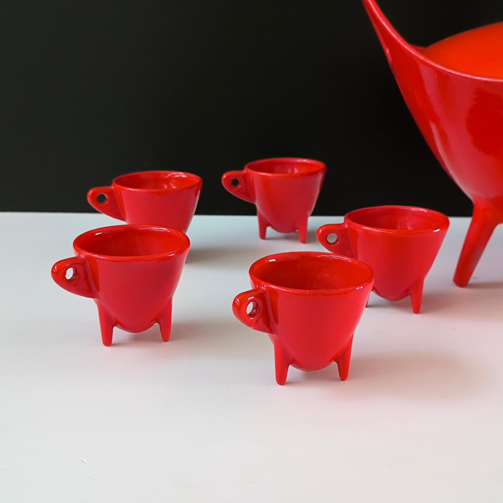 Vintage Enameled Cast Iron Bowl and Cup Set – Timo Sarpaneva Style, Mid-Century For Sale 2