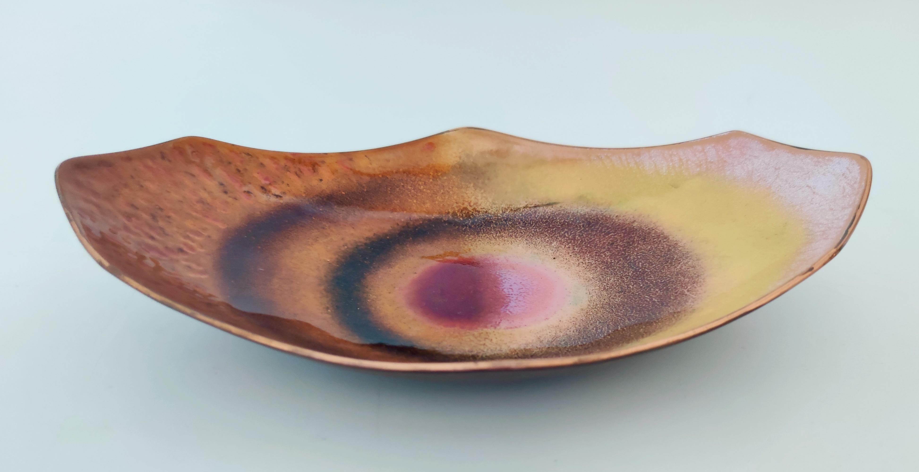 Vintage Enameled Copper Vide-Poche / Decorative Bowl Ascribable to Paolo De Poli In Excellent Condition For Sale In Bresso, Lombardy