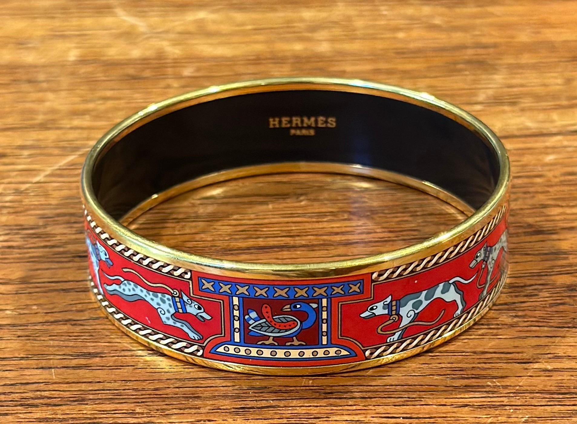 Vintage Enameled Greyhound Bangle Bracelet with Box by Hermès 70mm In Good Condition For Sale In San Diego, CA