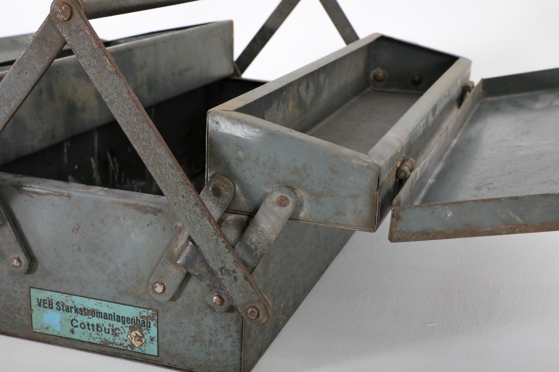 Vintage Enameled Light Blue Tool or Tackle Box with Handle and Stacking Trays For Sale 4
