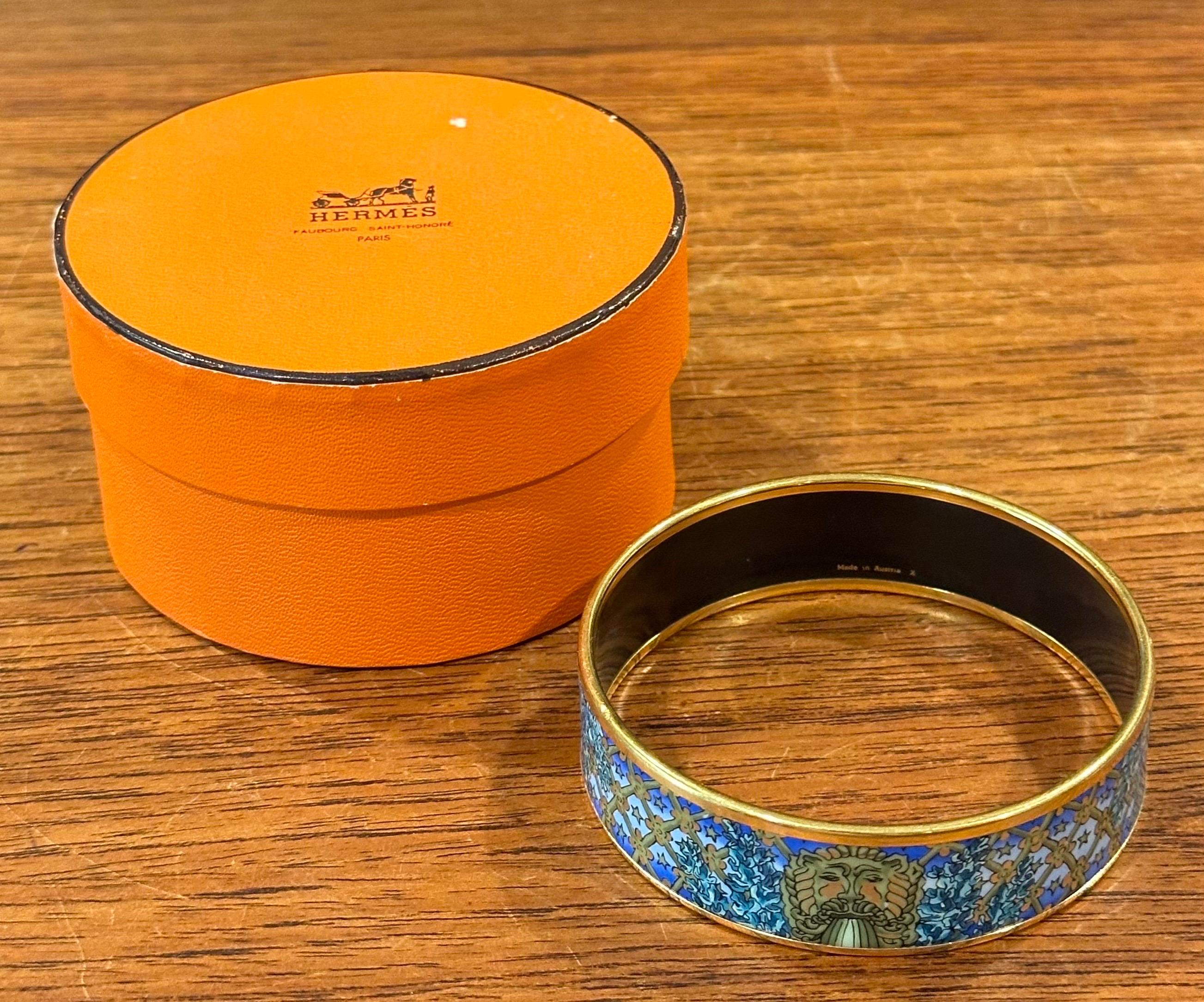 Vintage Enameled Lion Head Bangle Bracelet with Box by Hermès 70mm In Good Condition For Sale In San Diego, CA