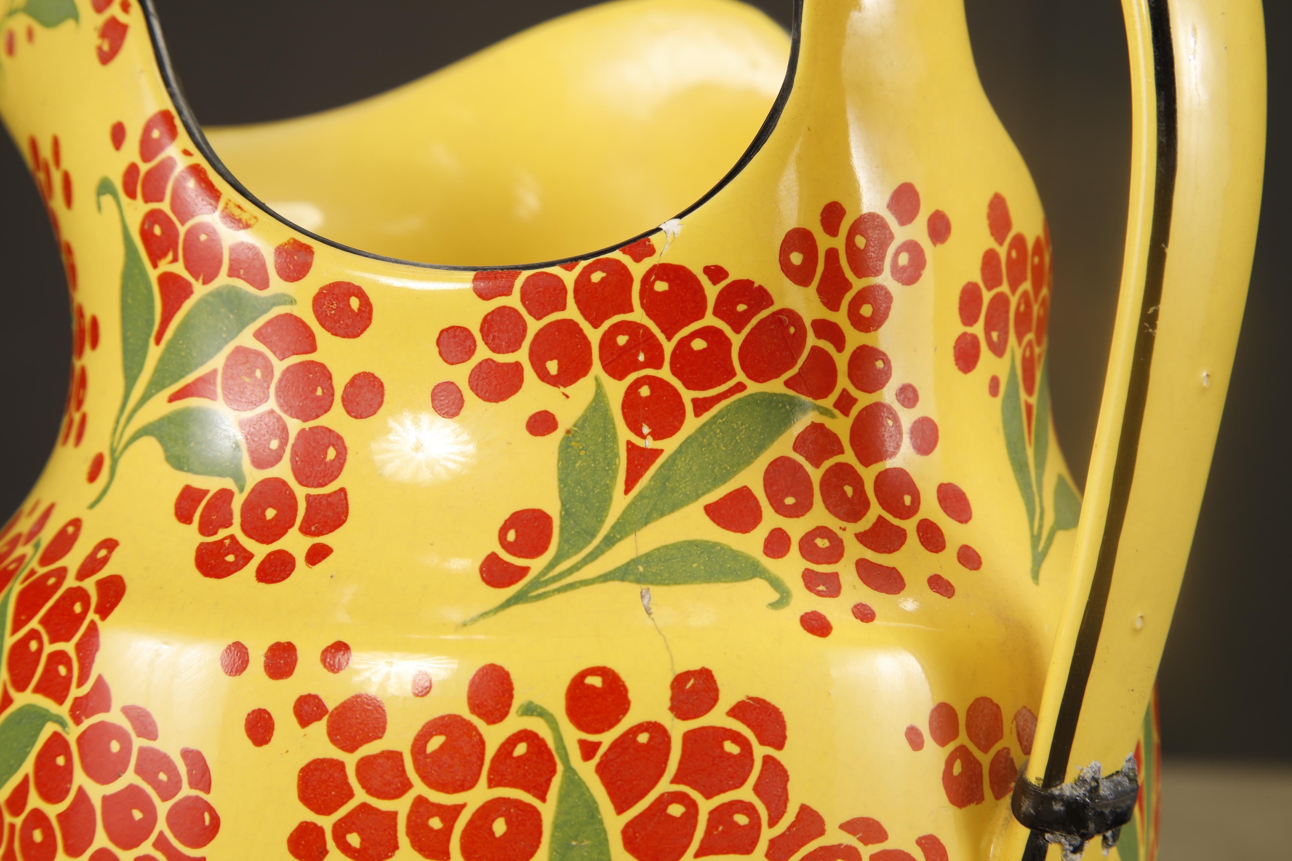 Vintage Enamelware Five-Piece Wash Set in Yellow with Red Berry Motif, c 1950s For Sale 7