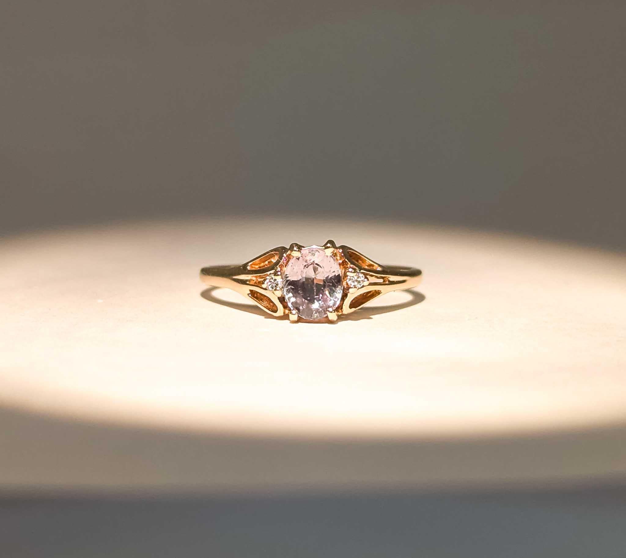 Introducing this exquisite Alexandrite ring, crafted in luxurious 14k yellow gold and designed with a timeless vintage allure. The ring features a captivating 0.59-carat color-changing Alexandrite, certified by GIA under the report number