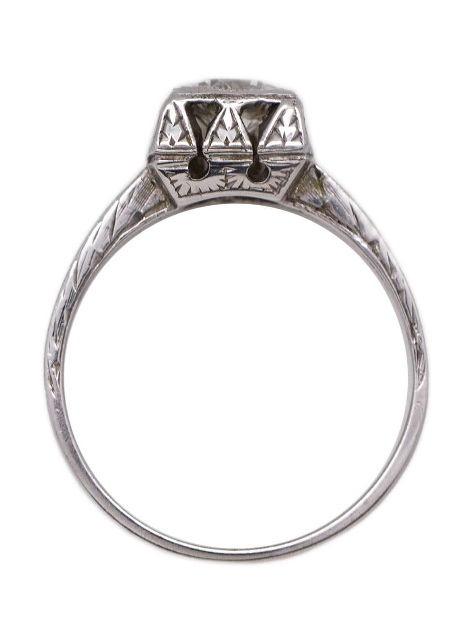 Art Deco Vintage Engagement Ring 18 Karat WG 0.79 Carat OEC E-SI1, circa 1920s For Sale