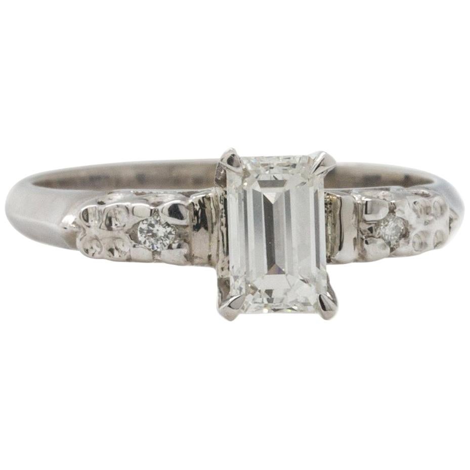 Vintage Engagement Ring Platinum 0.63 Carat Emerald Cut G-VS1, circa 1950s For Sale