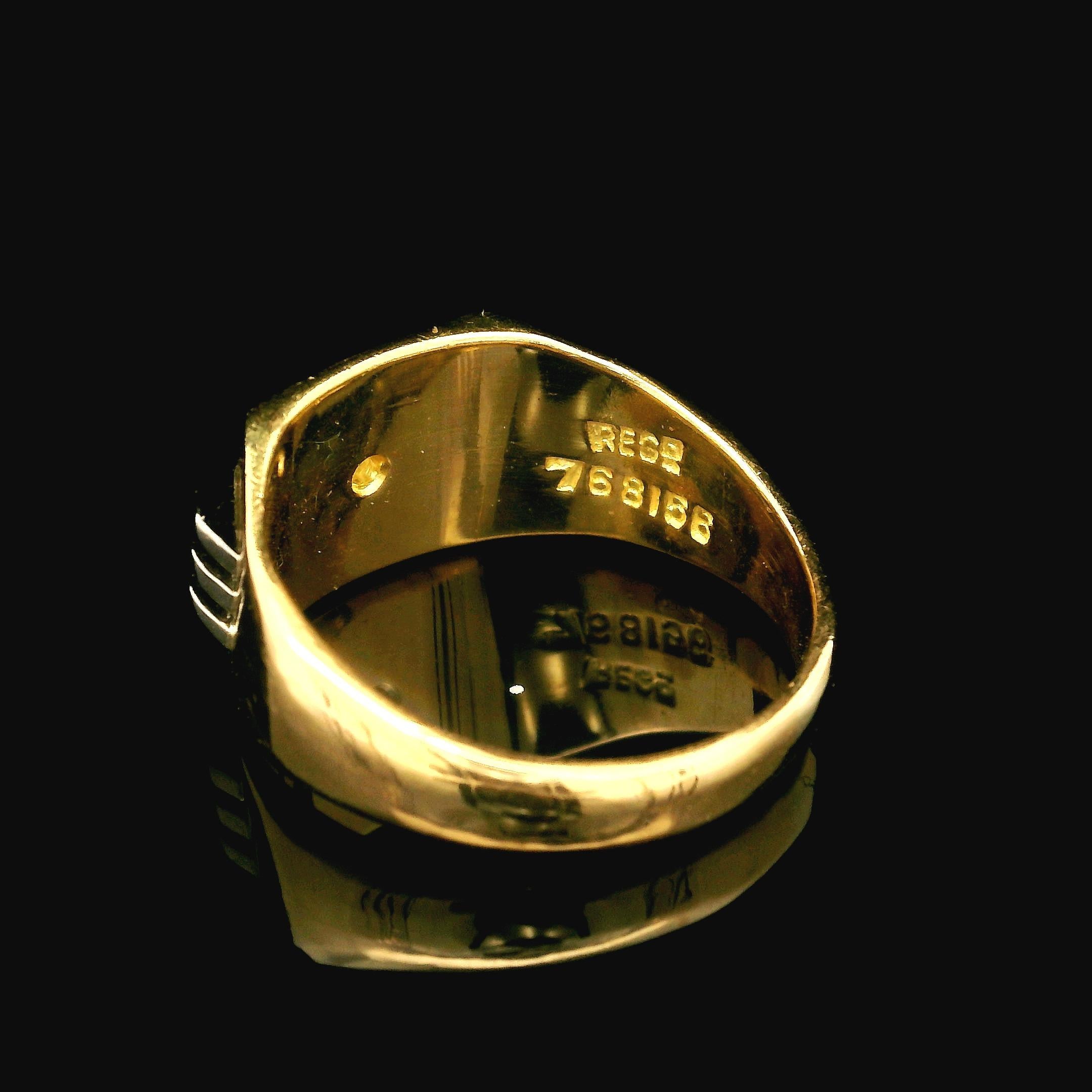 Vintage English 18k Tt Gold 0.02ctw Diamond Rectangular Grooved Signet Band Ring For Sale 9