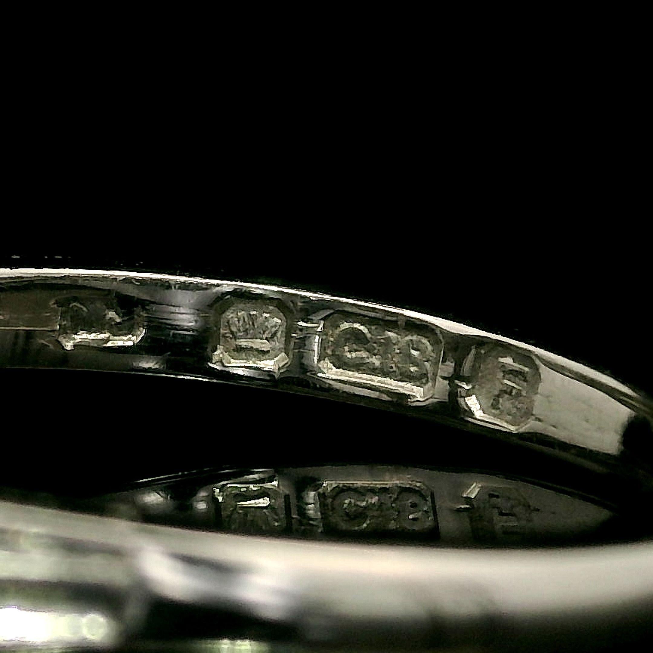 Women's Vintage English 18k White Gold 0.72ctw Round Cut Diamond 3 Stone Ring For Sale