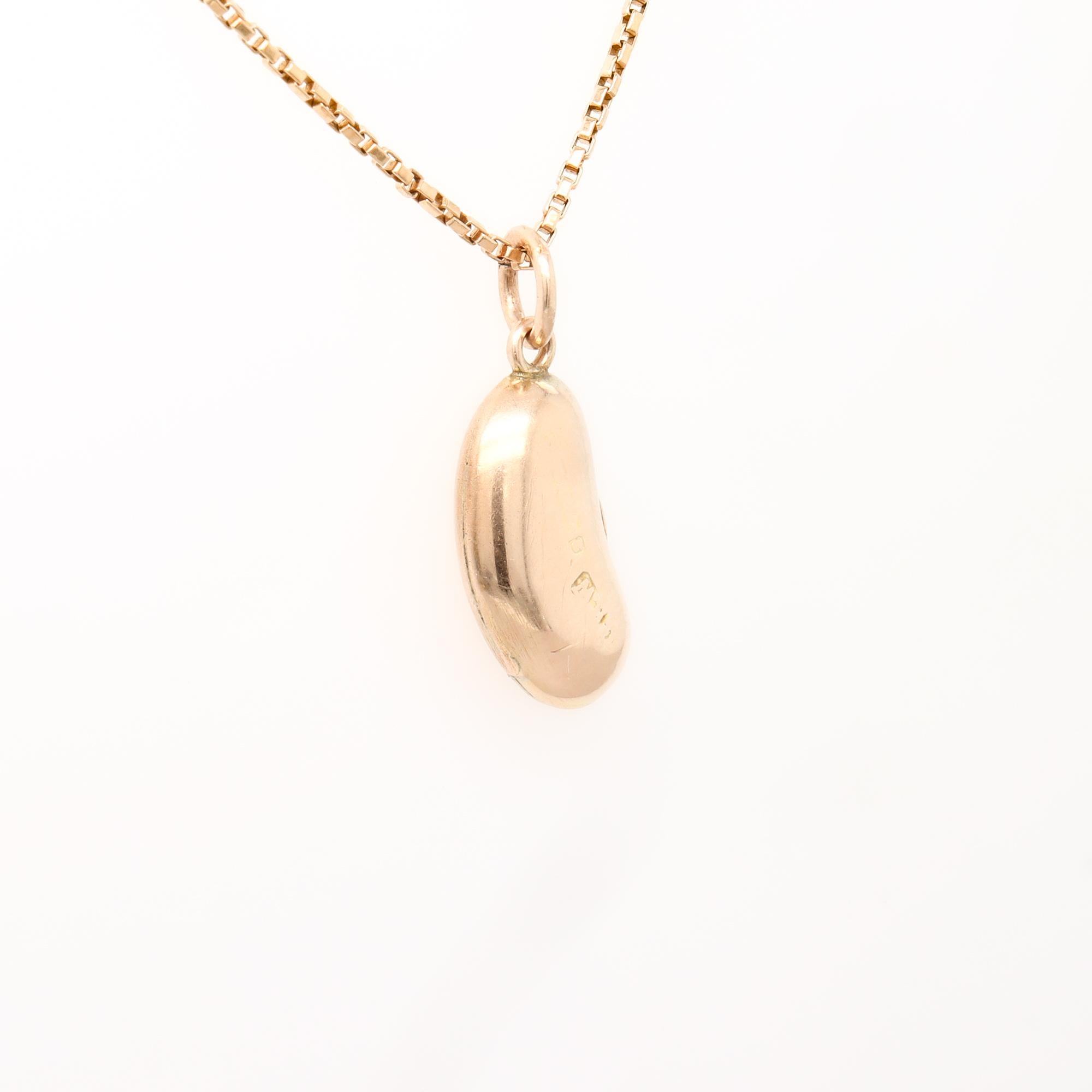 Charm inglese d'epoca in oro 9ct raffigurante un fagiolo per un braccialetto in vendita 3