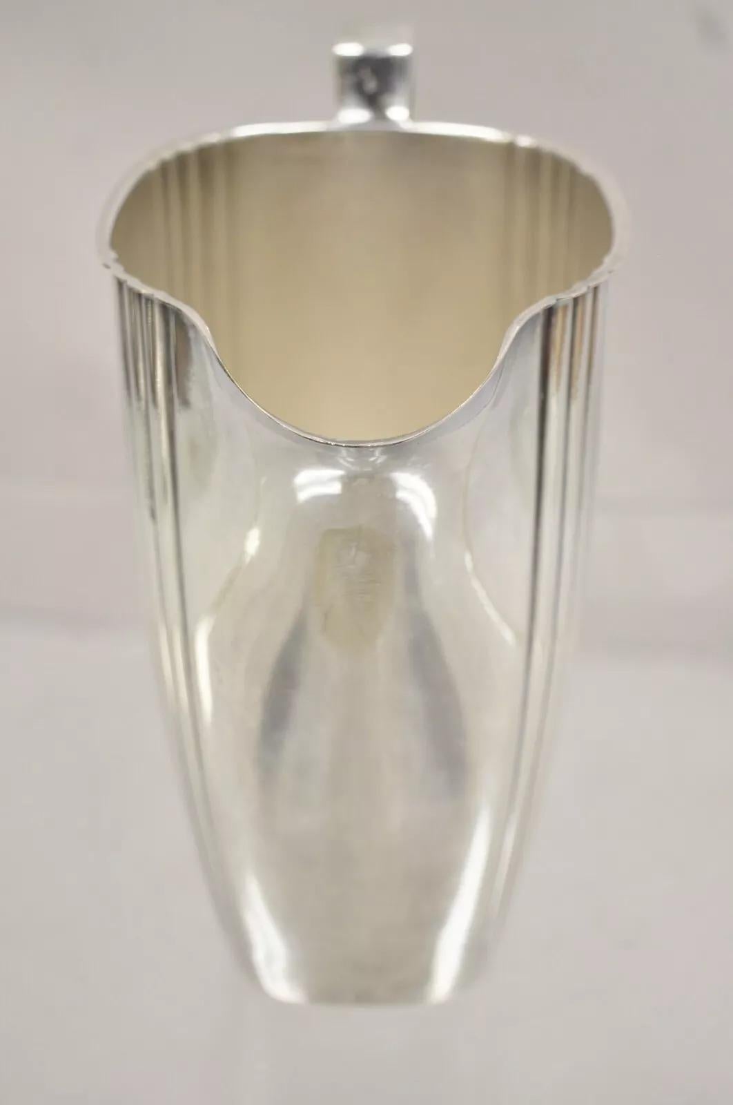 Englischer versilberter offener Vintage-Wasserkrug im Art déco-Stil im Zustand „Gut“ im Angebot in Philadelphia, PA