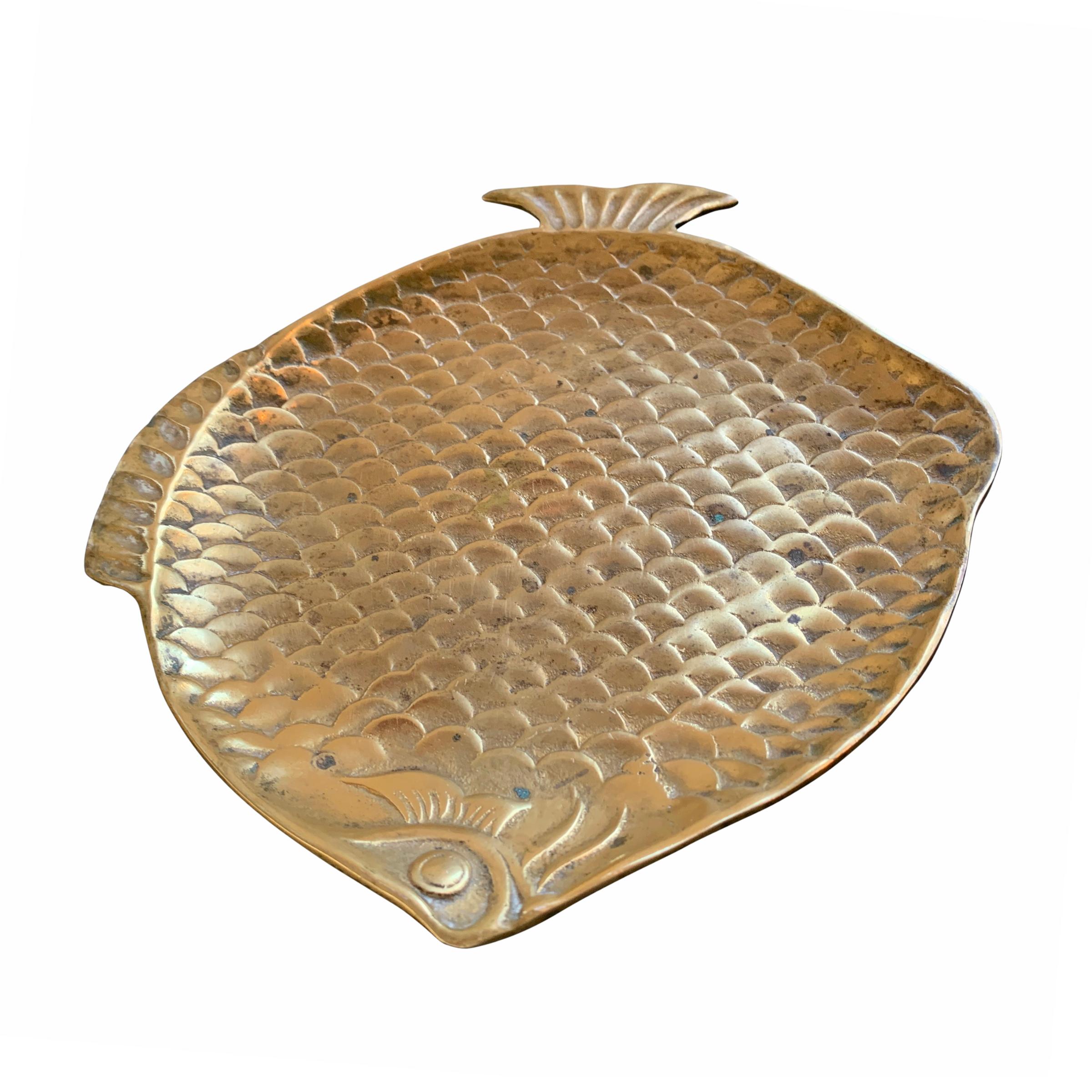 gold brass fish