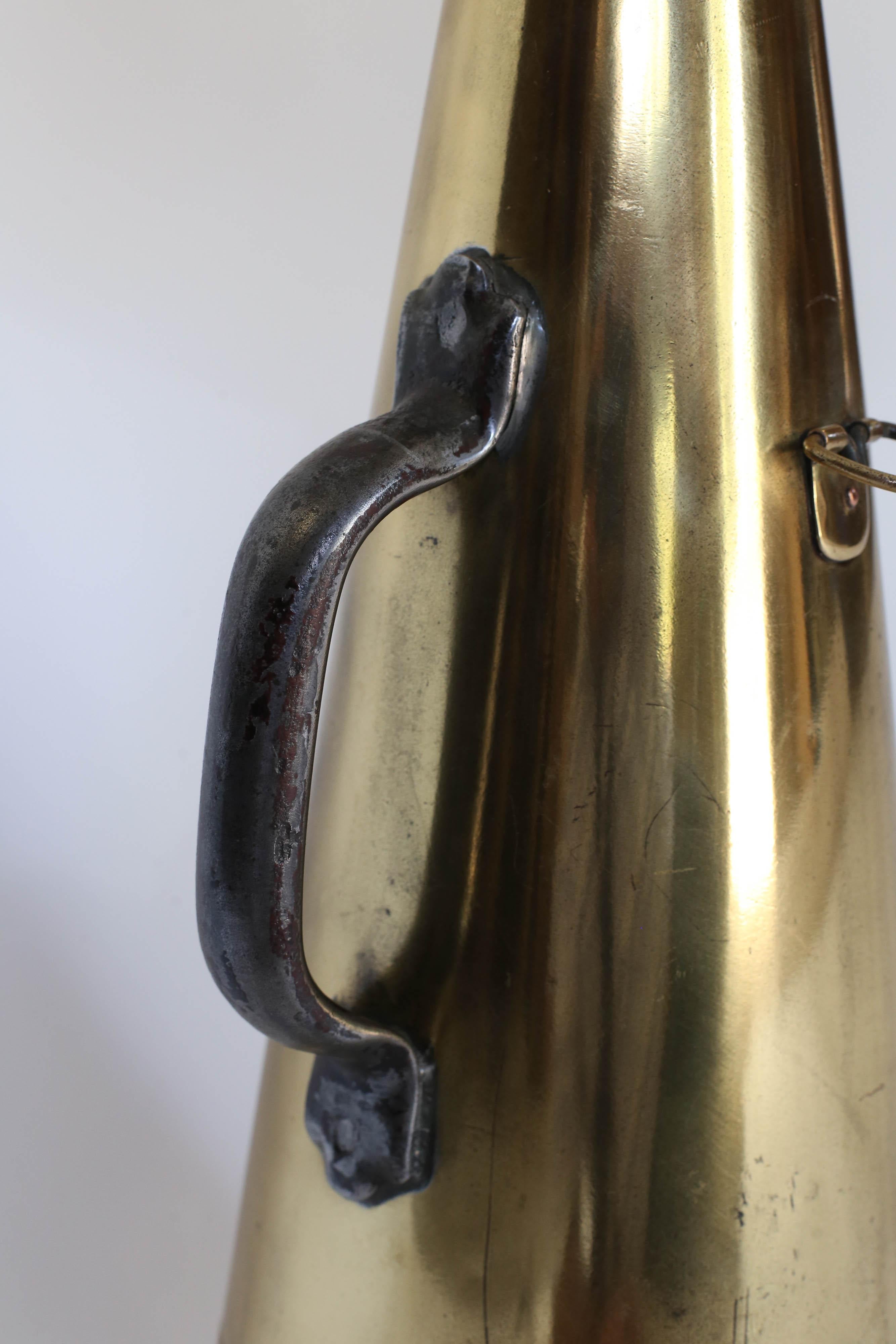 Vintage English Brass Megaphone Table Lamp In Good Condition In Houston, TX