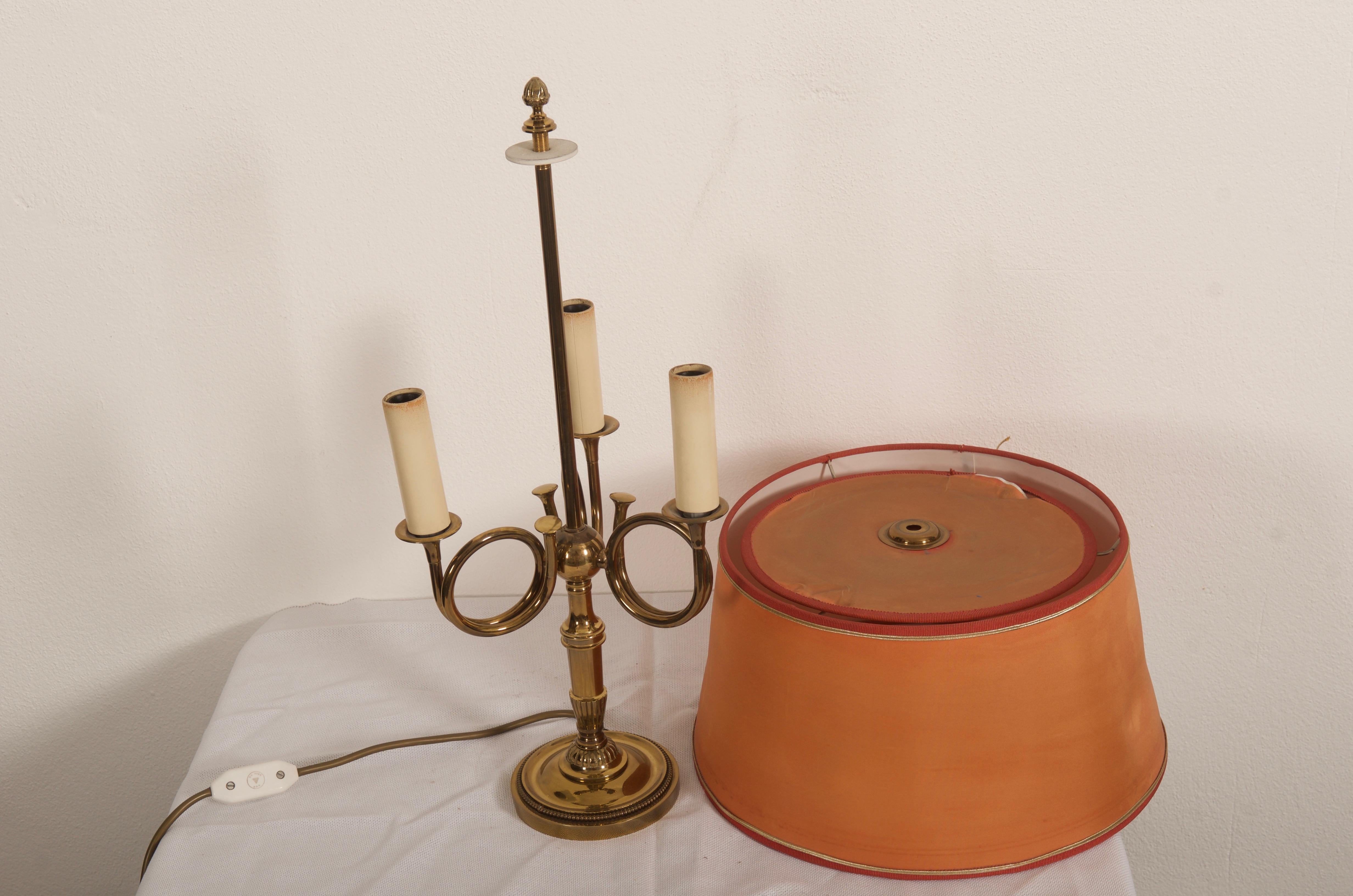 Mid-20th Century Vintage English Brass Table Lamp