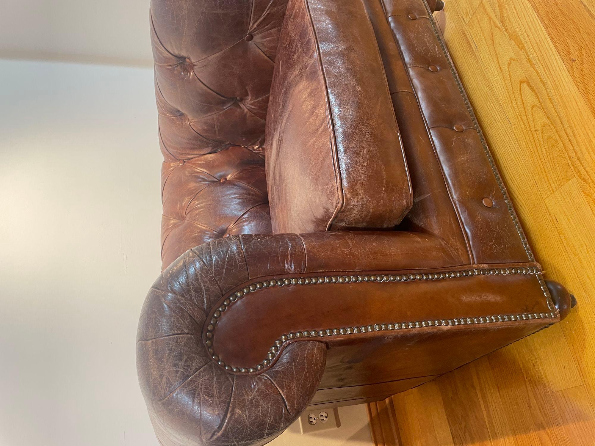 Vintage English Brown Leather Tufted Chesterfield Club Armchairs a Pair For Sale 10