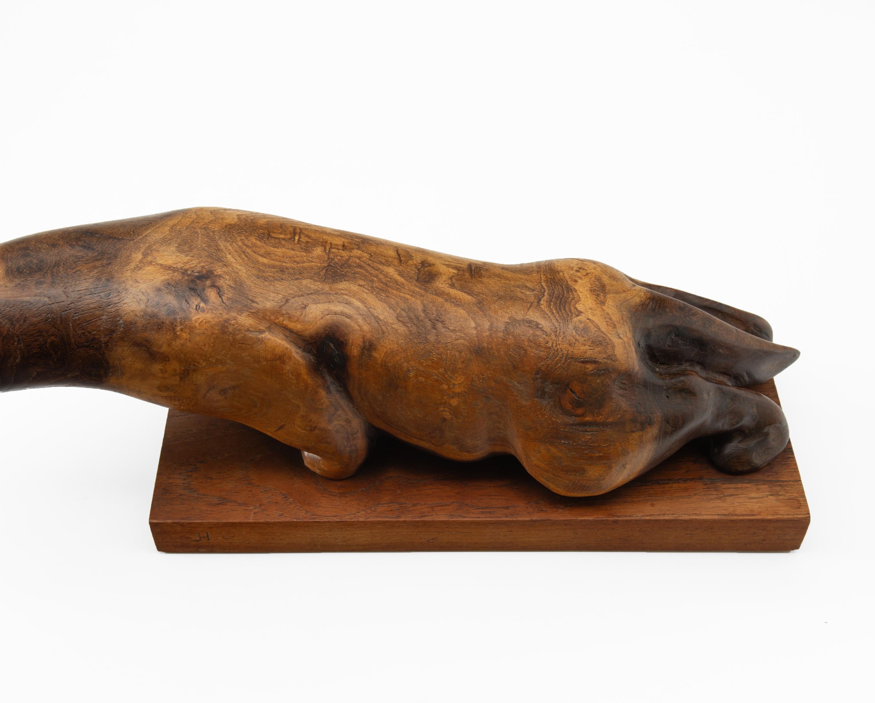 Vintage English Burr Elm Carved Otter Sculpture 1960s For Sale 1