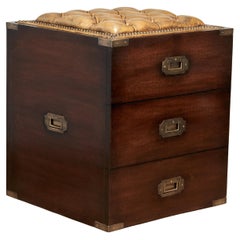 Tabourets en bois