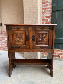 Vintage English Carved Oak Cabinet Bookcase Bookshelf Trough Jacobean