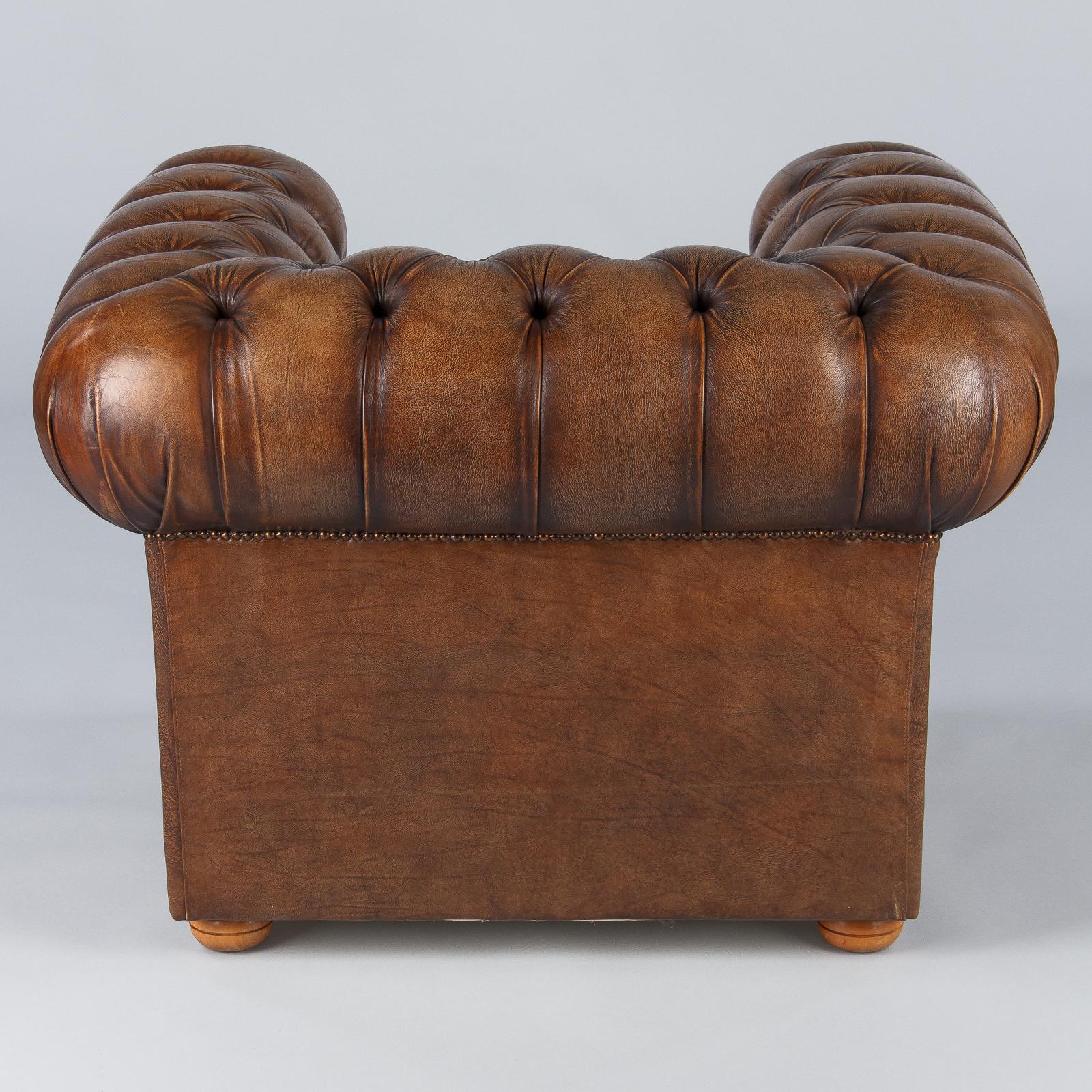 Vintage English Chesterfield Armchair in Brown Leather, 1960s 4