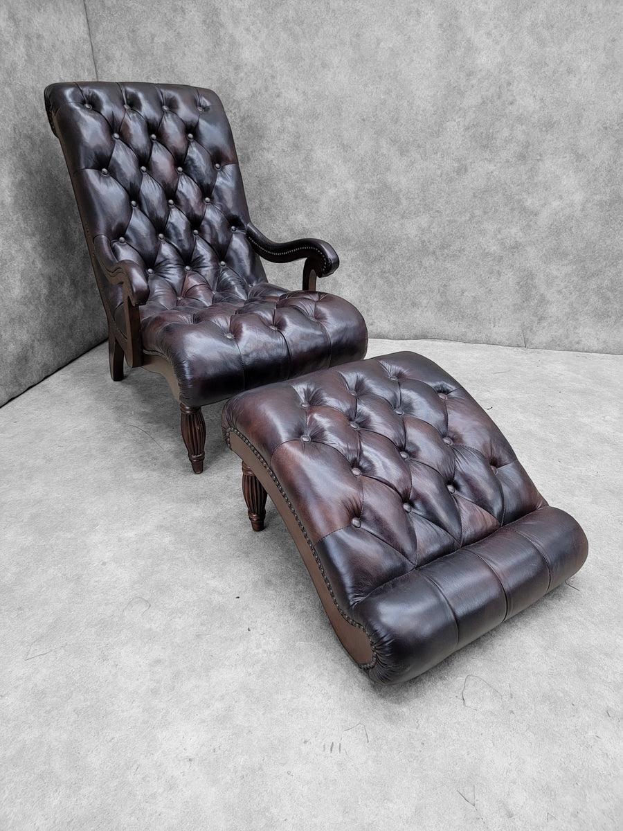 Englische Chesterfield-Lounge- und Ottomane aus Leder und Mahagoni im Vintage-Stil im Angebot 1