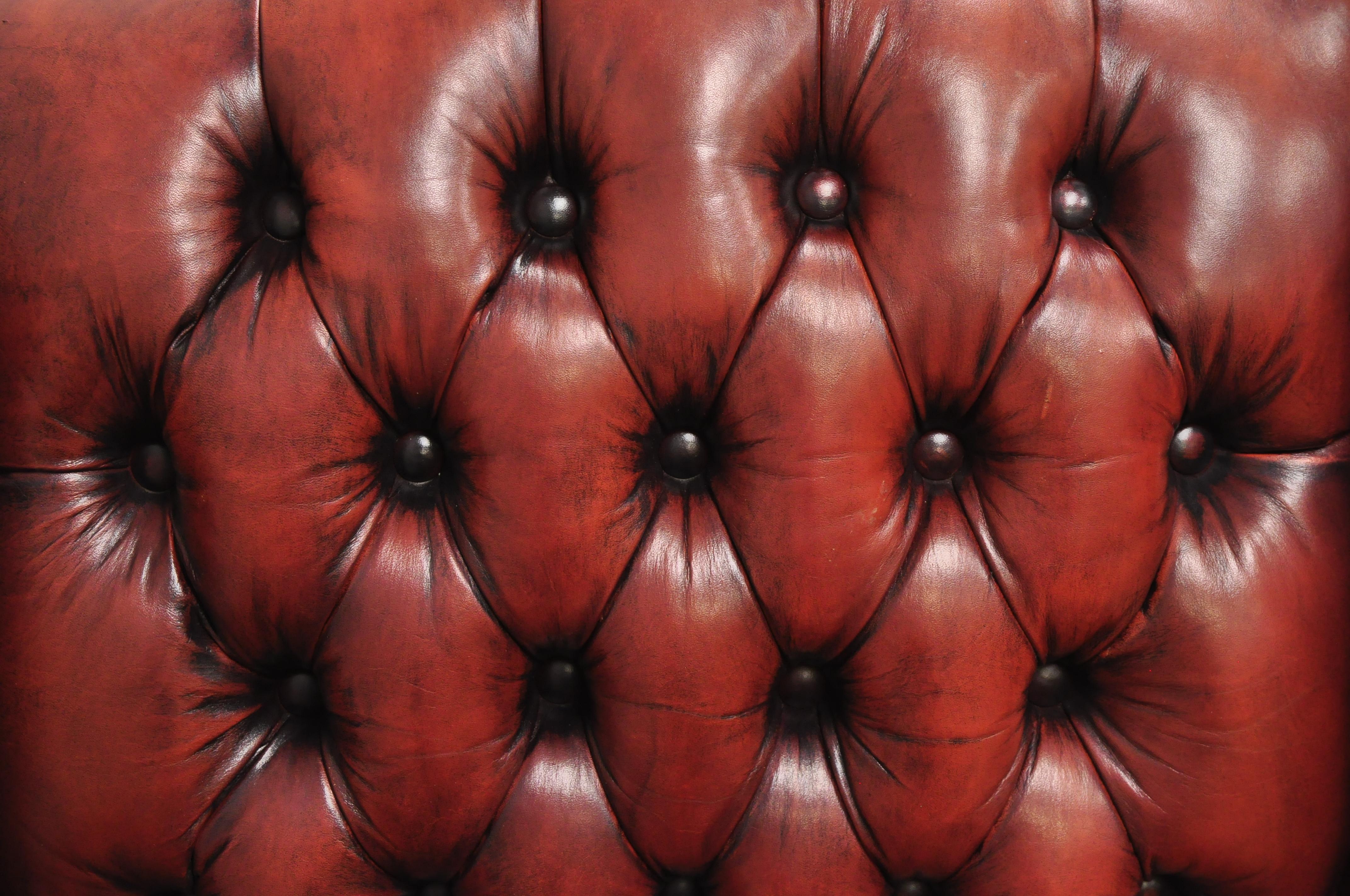 burgundy chesterfield chair