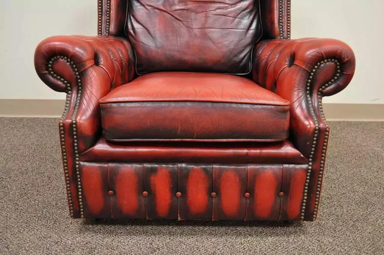 Vintage English Chesterfield Style Rolled Arm Red Leather Club Lounge Chair In Good Condition For Sale In Philadelphia, PA