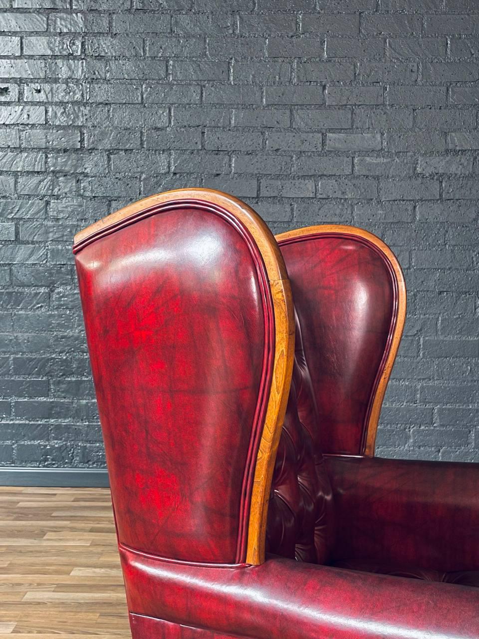 Ottone Sedia Chesterfield inglese d'epoca, con rivestimento in sangue di bue in vendita