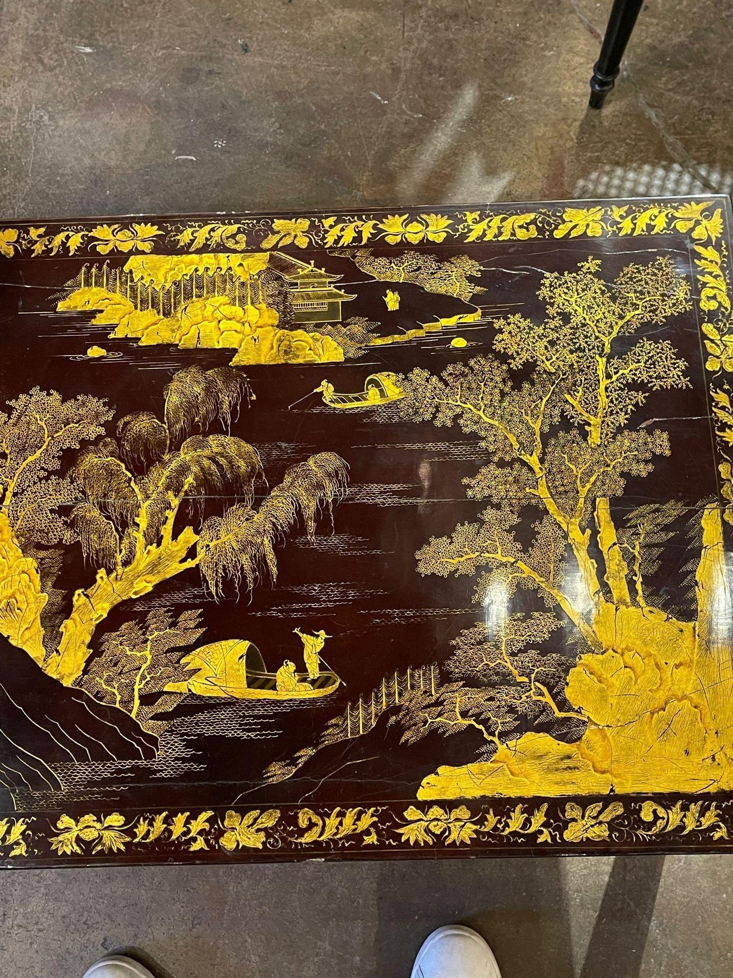 20th Century Vintage English Chinoiserie Decorated Coffee Table For Sale