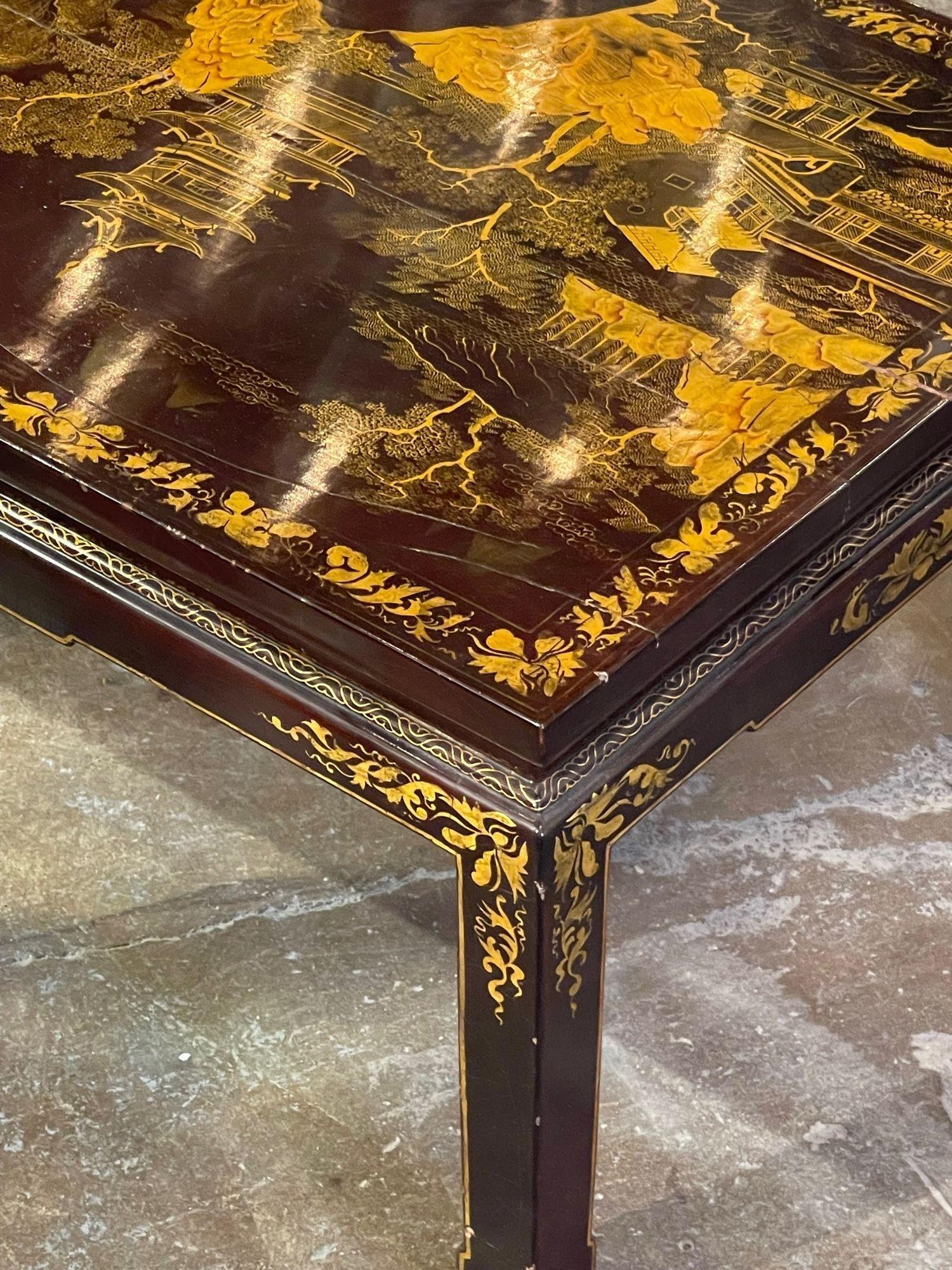 Vintage English Chinoiserie Decorated Coffee Table For Sale 3