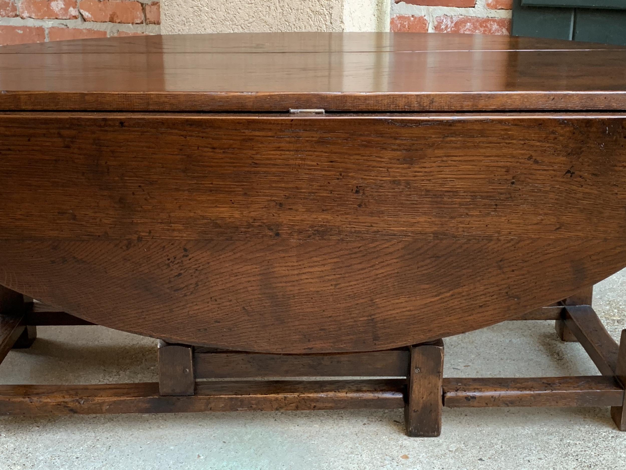 Vintage English Coffee Table Drop Leaf  Jacobean Gate Leg Wake Table Design 8