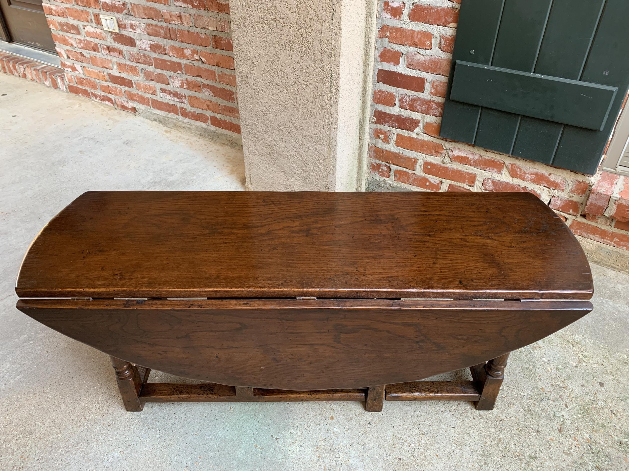 20th Century Vintage English Coffee Table Drop Leaf  Jacobean Gate Leg Wake Table Design