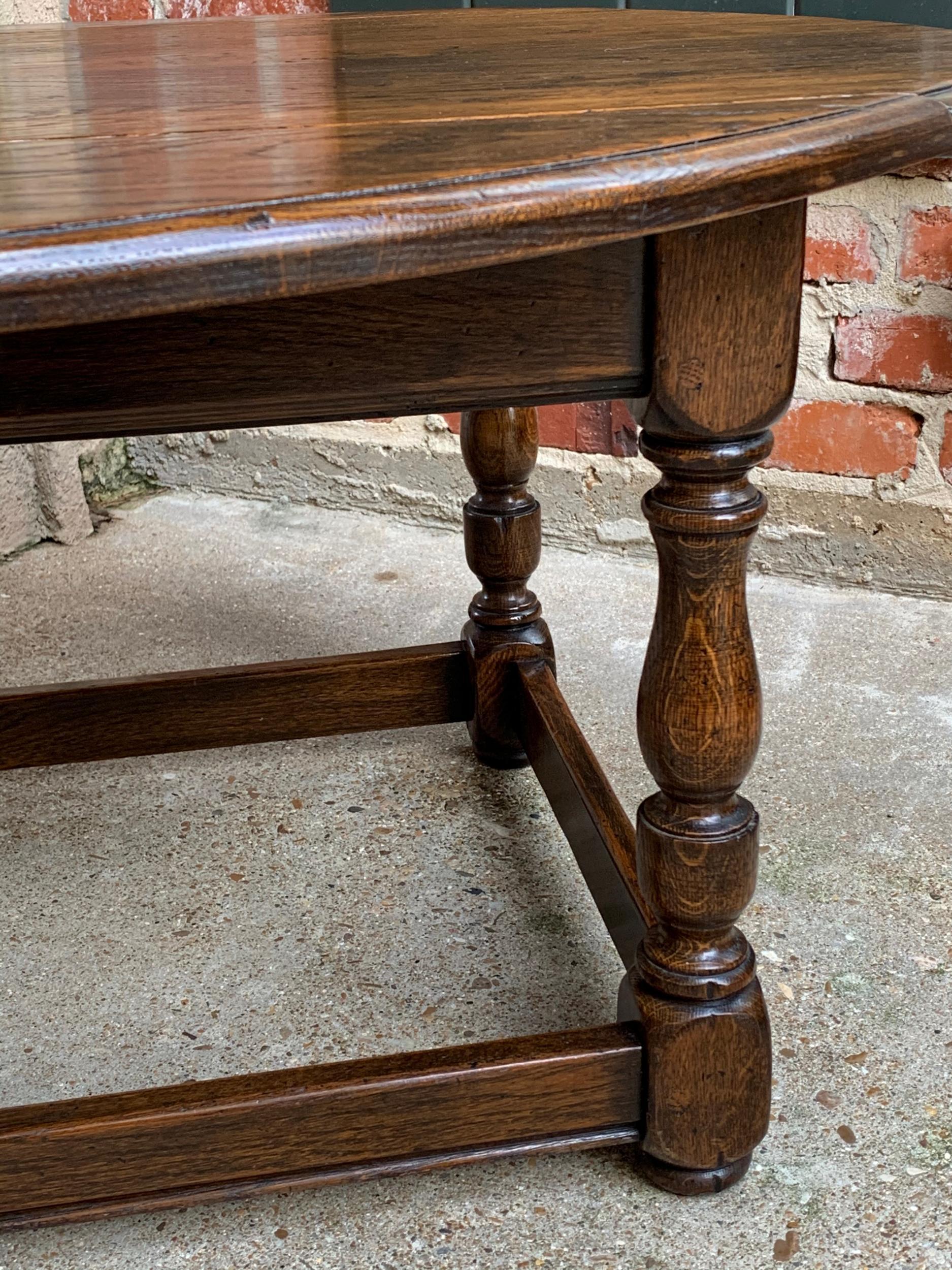 Vintage English Coffee Table Slender Drop-Leaf Jacobean Wake Table Style Oval 3