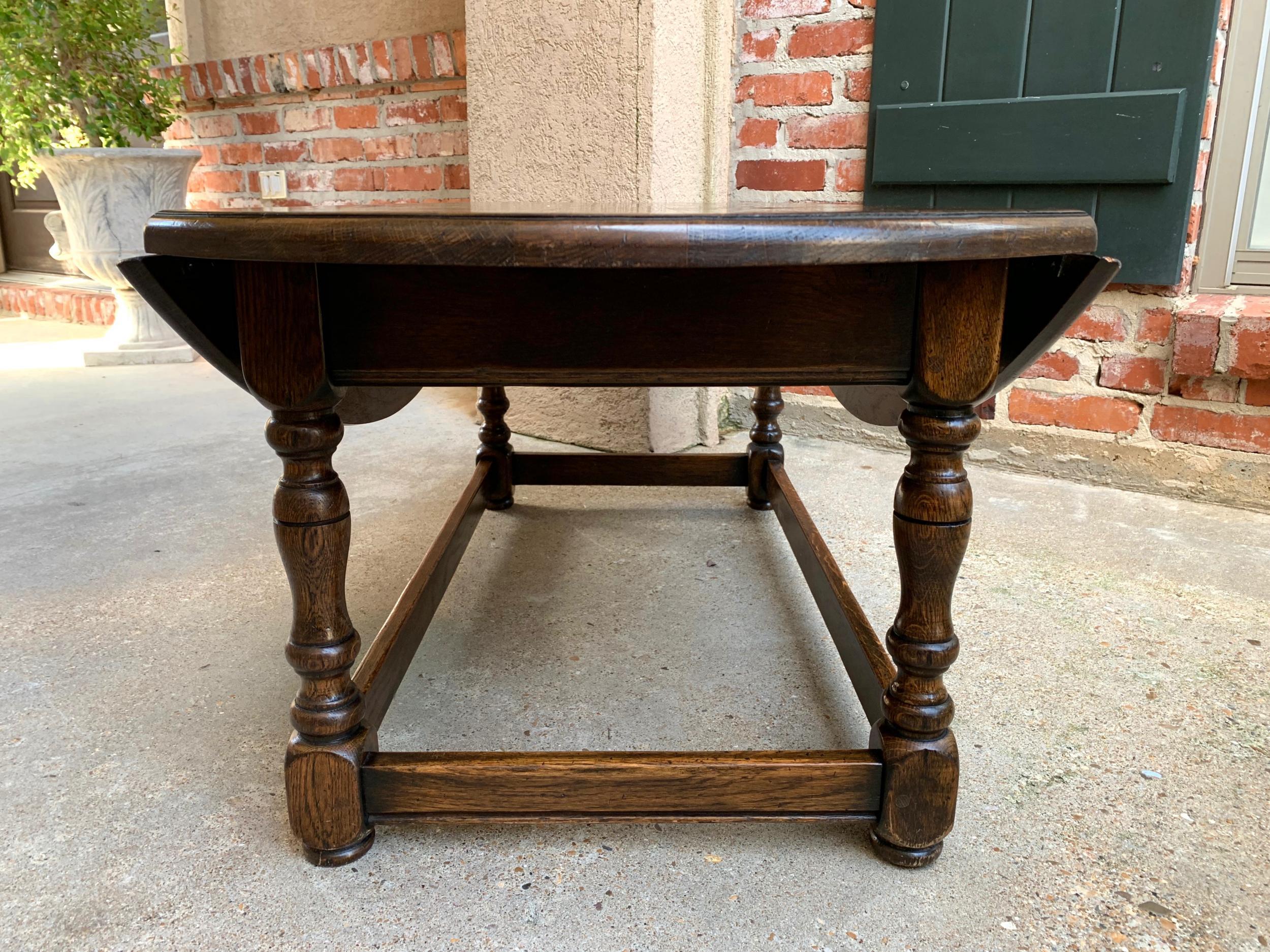 Vintage English Coffee Table Slender Drop-Leaf Jacobean Wake Table Style Oval 5