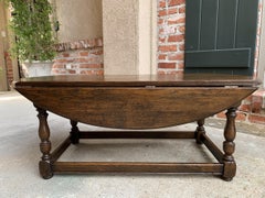 Vieille Table Basse Anglaise Style Jacobean Ovale à feuilles tombantes élancées