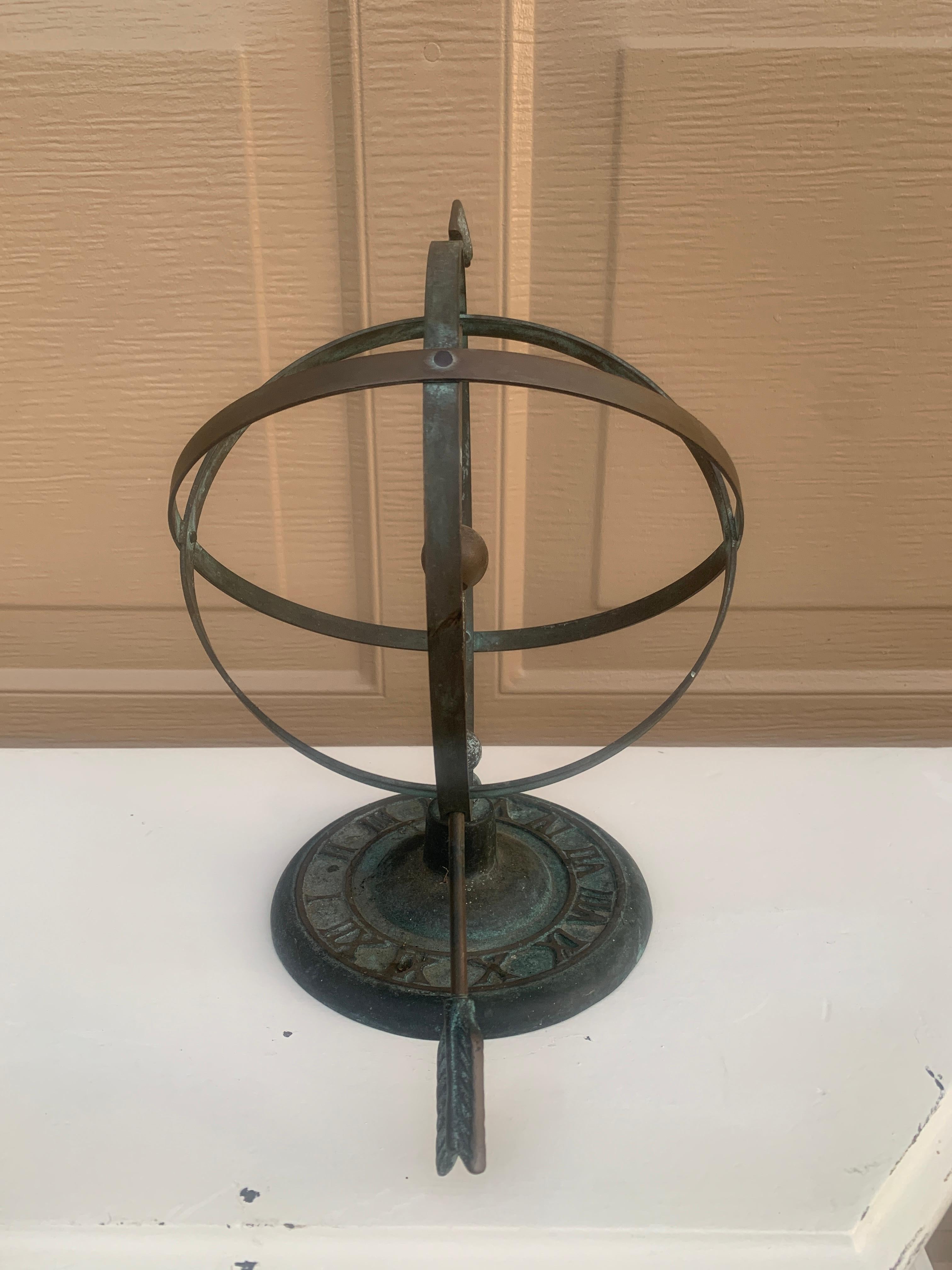 Cadran solaire armillaire de jardin en laiton Verdigris Vintage English Country en vente 4