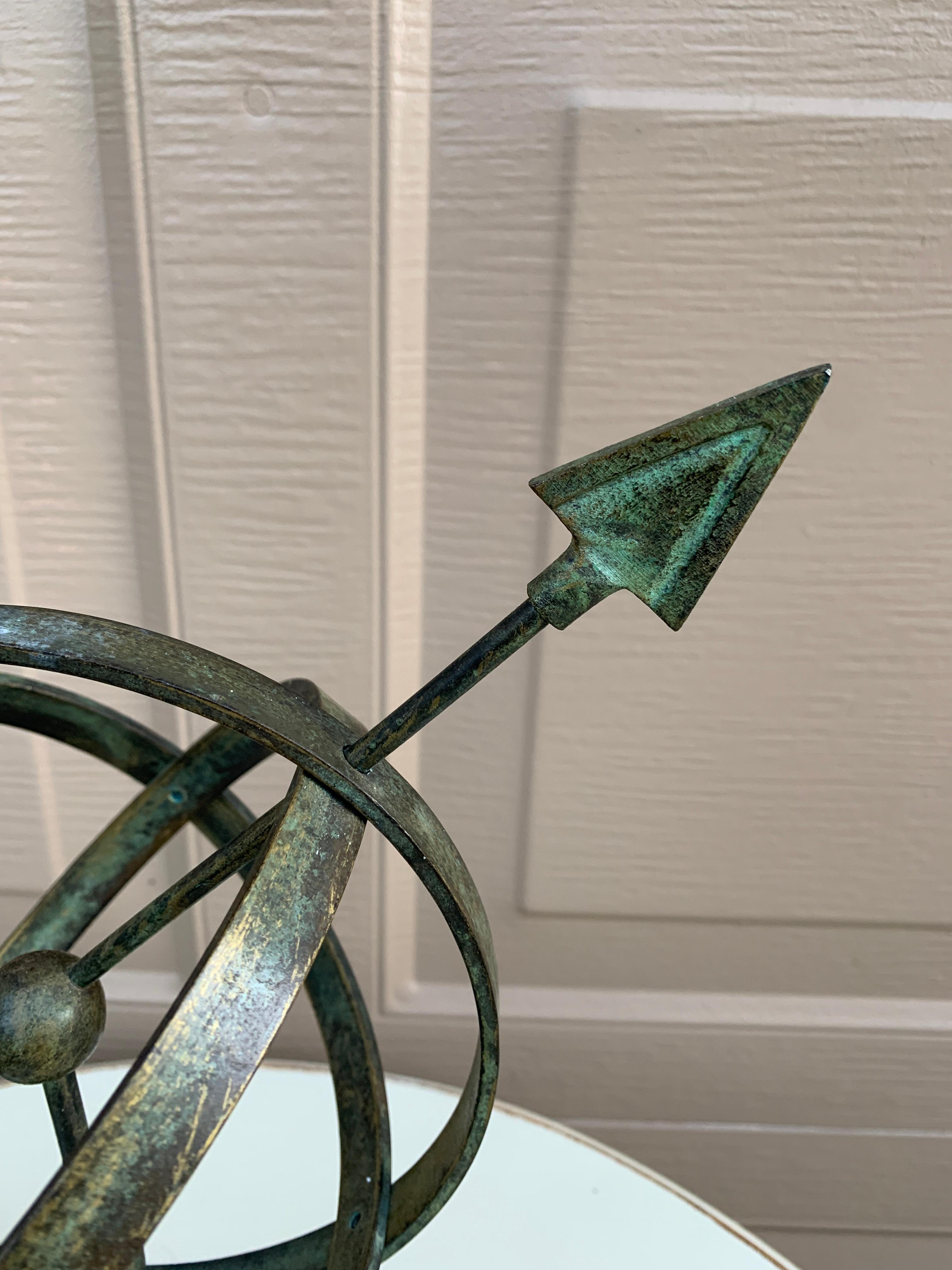 XX secolo Meridiana armillare da giardino vintage in ottone Verdigris in vendita