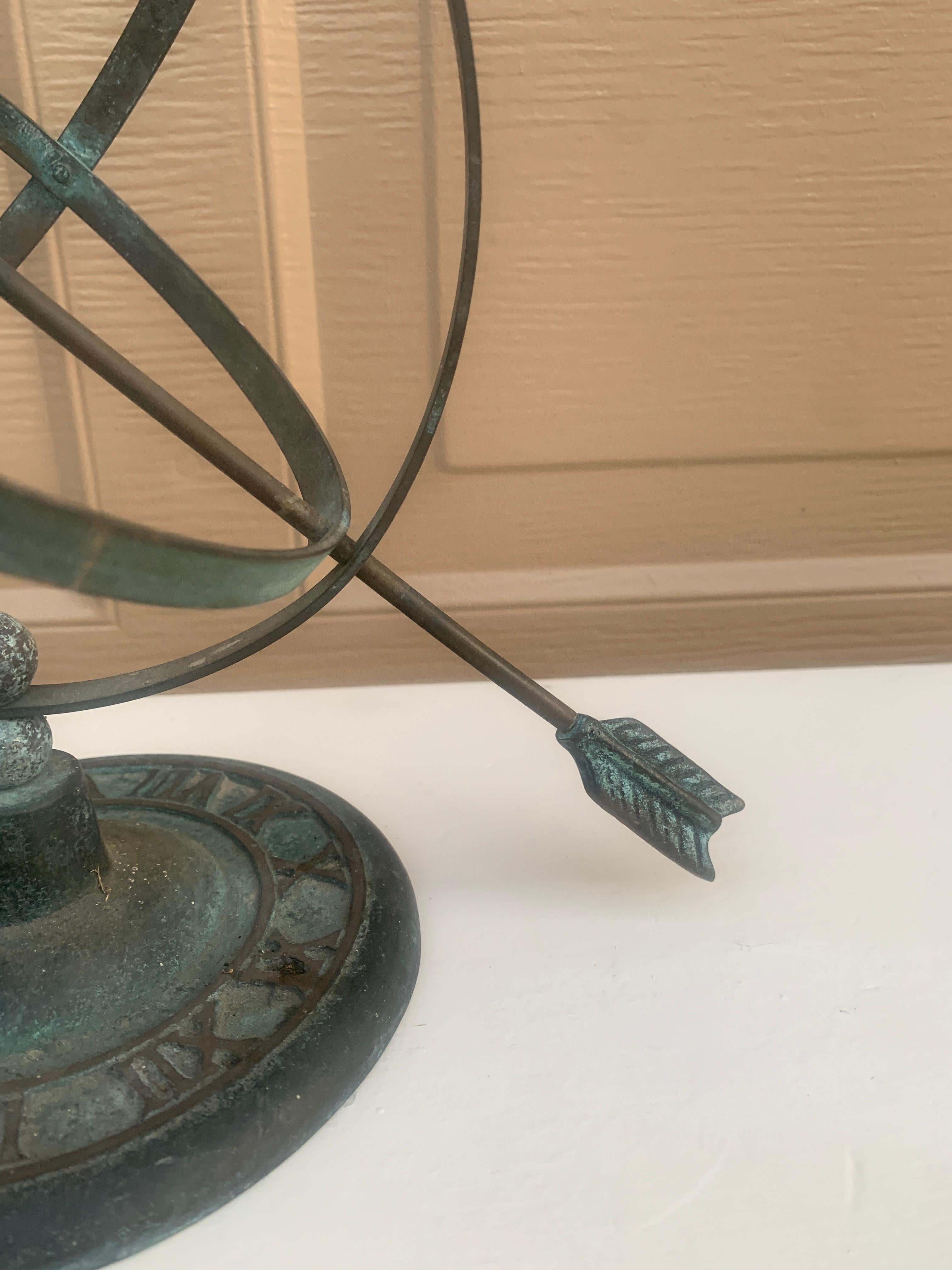 Laiton Cadran solaire armillaire de jardin en laiton Verdigris Vintage English Country en vente