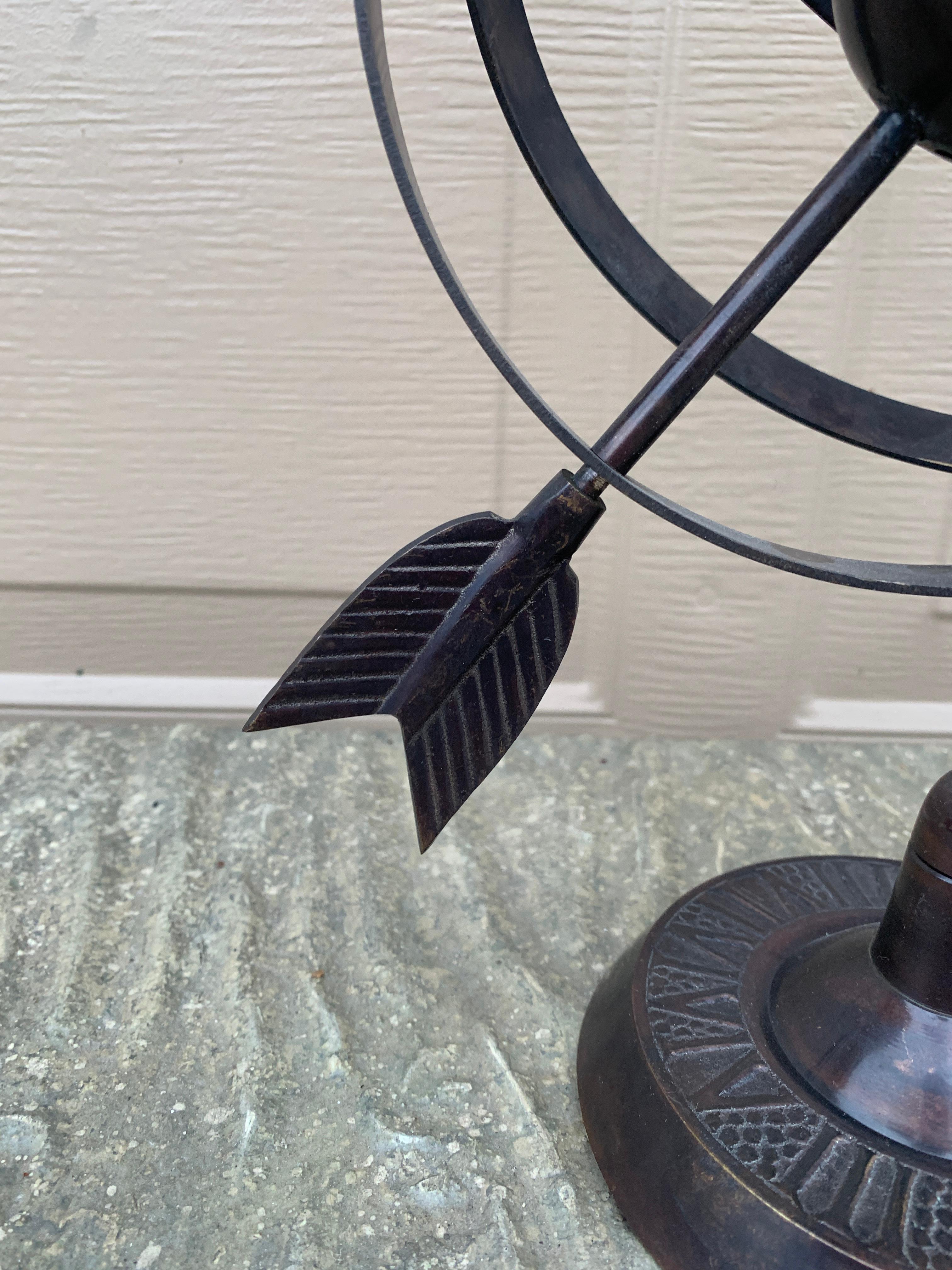 Fer Cadran solaire armillaire de jardin en fer et en bronze en vente