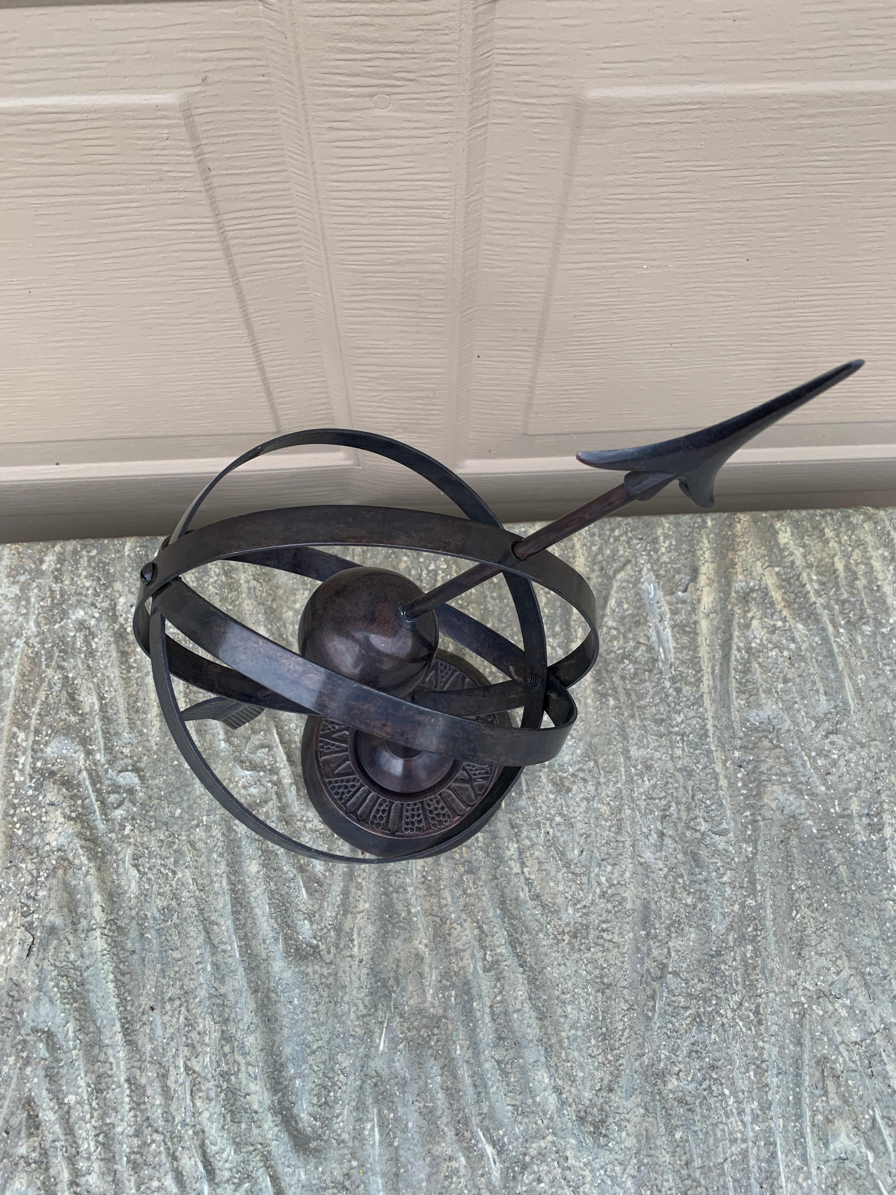 Cadran solaire armillaire de jardin en fer et en bronze en vente 2