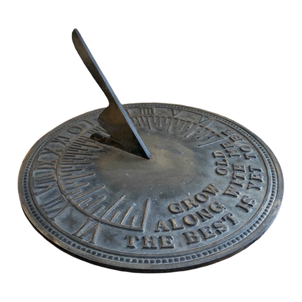 Reloj de sol inglés vintage de hierro para jardín "Envejece conmigo" en venta
