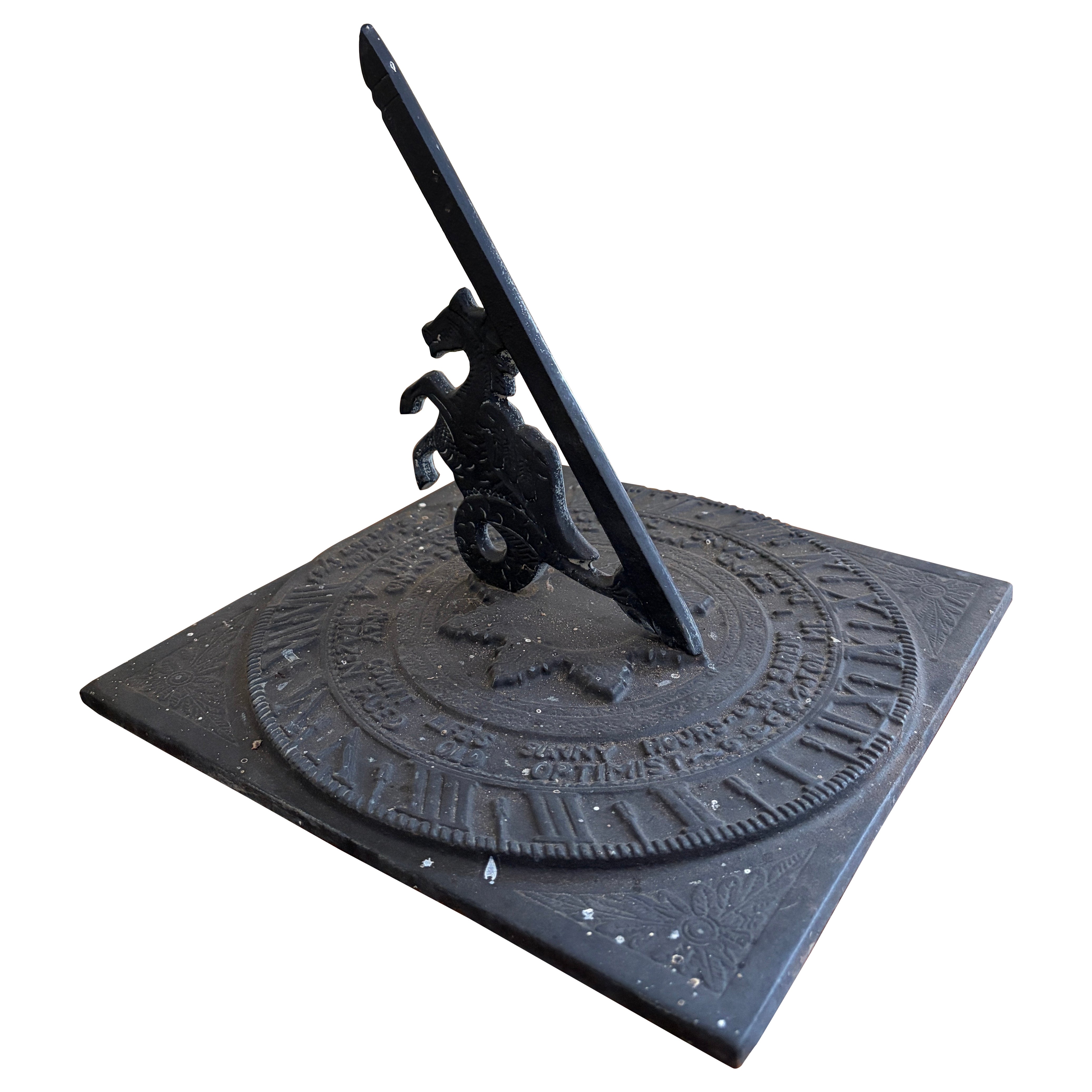 Meridiana da giardino inglese vintage in ferro "Conto solo le ore di sole della vita".